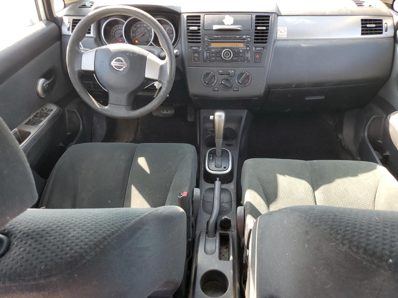 2011 Nissan Versa S Silver vin: 3N1BC1AP7BL479186