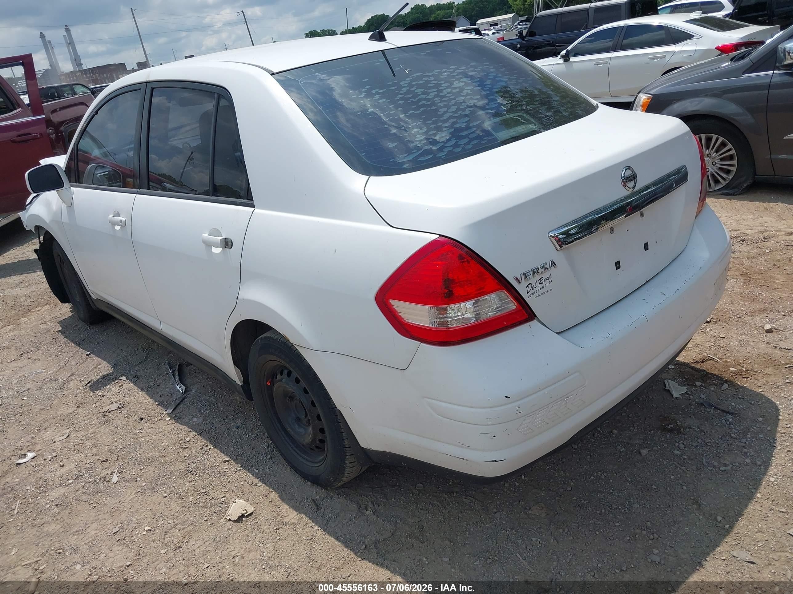 2010 Nissan Versa 1.8s Белый vin: 3N1BC1AP8AL363882