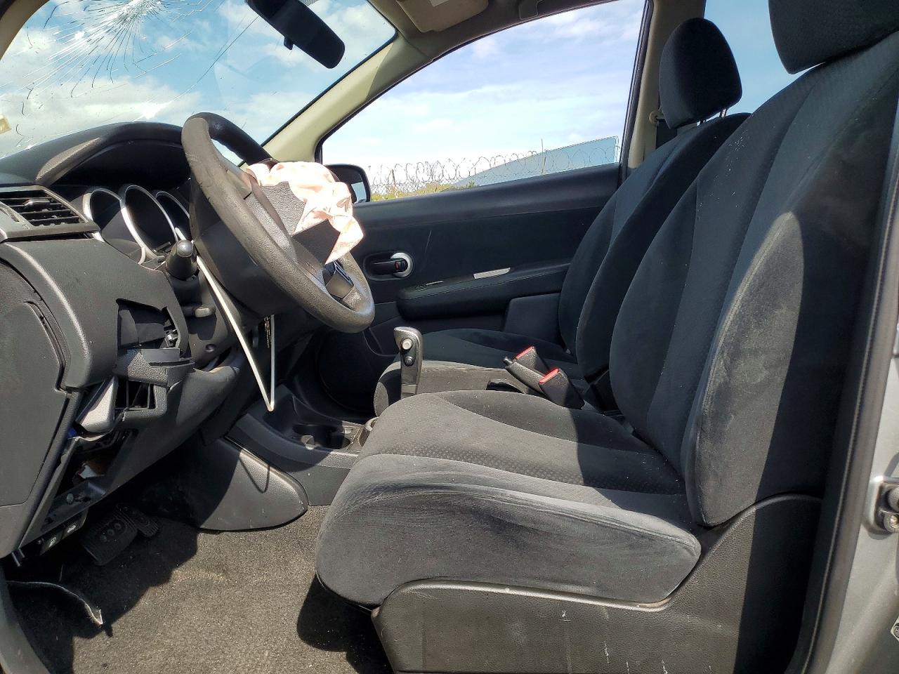 2010 Nissan Versa 1.8 S Silver vin: 3N1BC1AP8AL401448