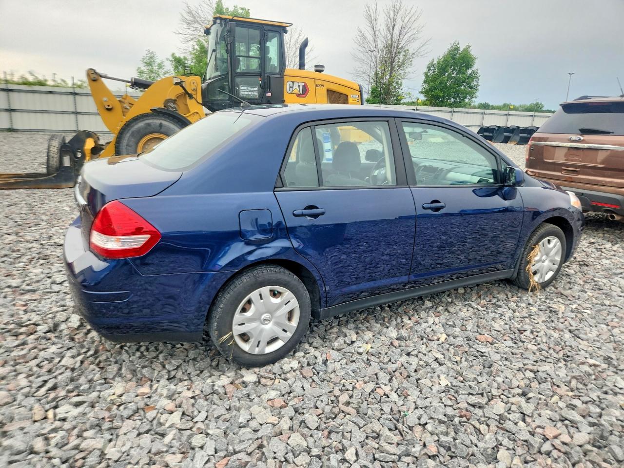 2010 Nissan Versa 1.8 S Blue vin: 3N1BC1AP8AL428469