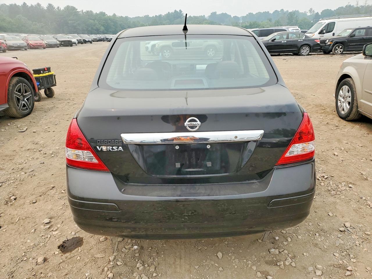 2011 Nissan Versa 1.8 S Black vin: 3N1BC1AP8BL422527