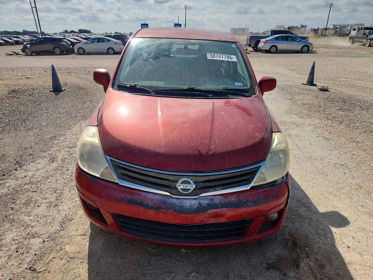 2011 Nissan Versa 1.8 S Red vin: 3N1BC1AP8BL477043