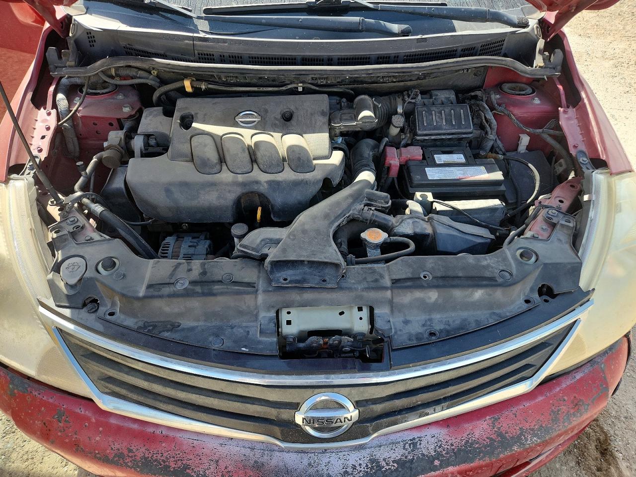2011 Nissan Versa 1.8 S Red vin: 3N1BC1AP8BL477043