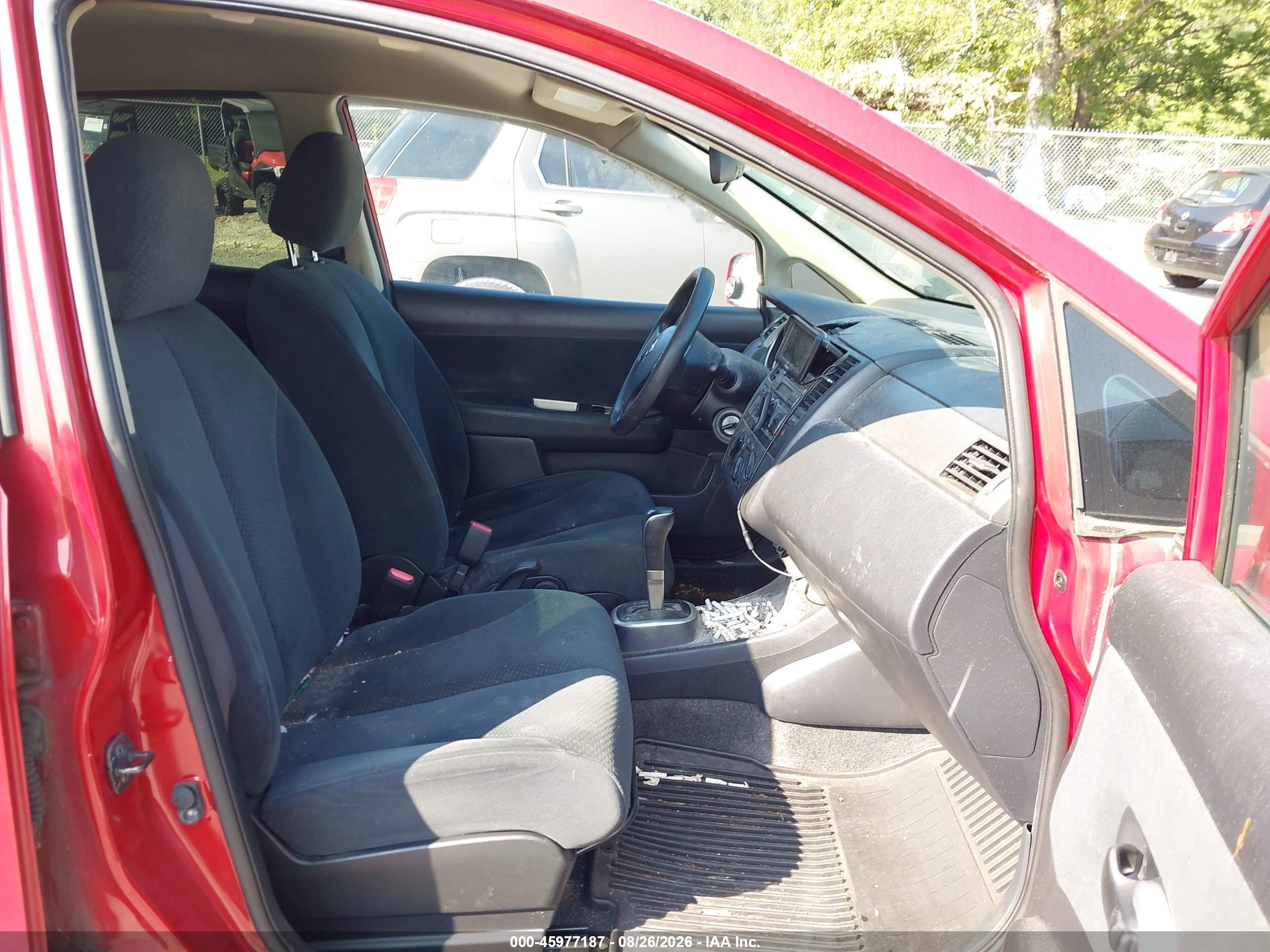 2010 Nissan Versa 1.8s Red vin: 3N1BC1AP9AL440128