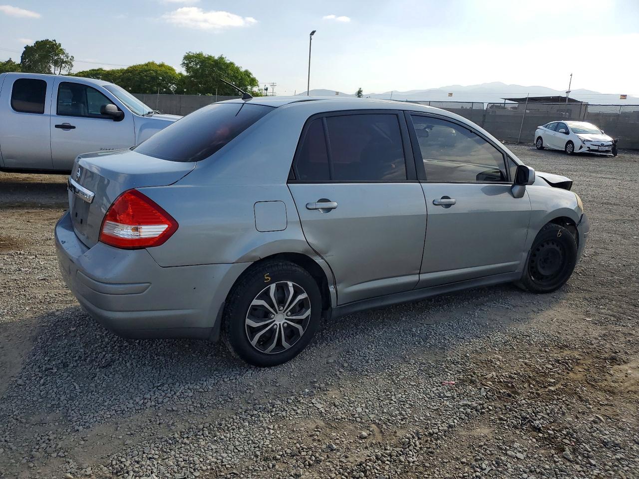 2010 Nissan Versa 1.8 S Gray vin: 3N1BC1AP9AL451470