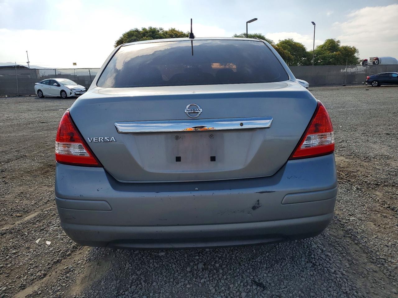 2010 Nissan Versa 1.8 S Gray vin: 3N1BC1AP9AL451470