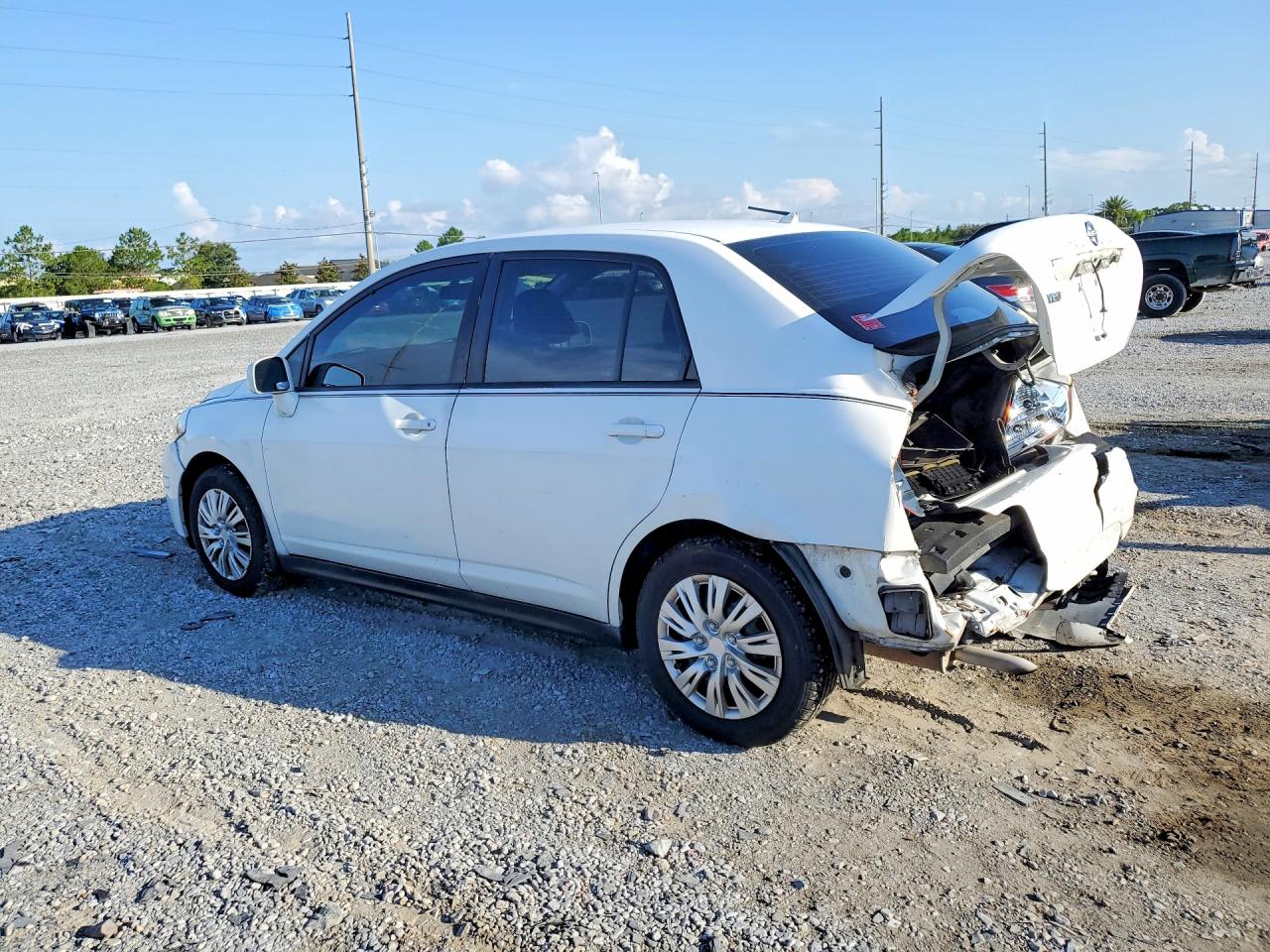 2011 Nissan Versa S White vin: 3N1BC1AP9BL449980