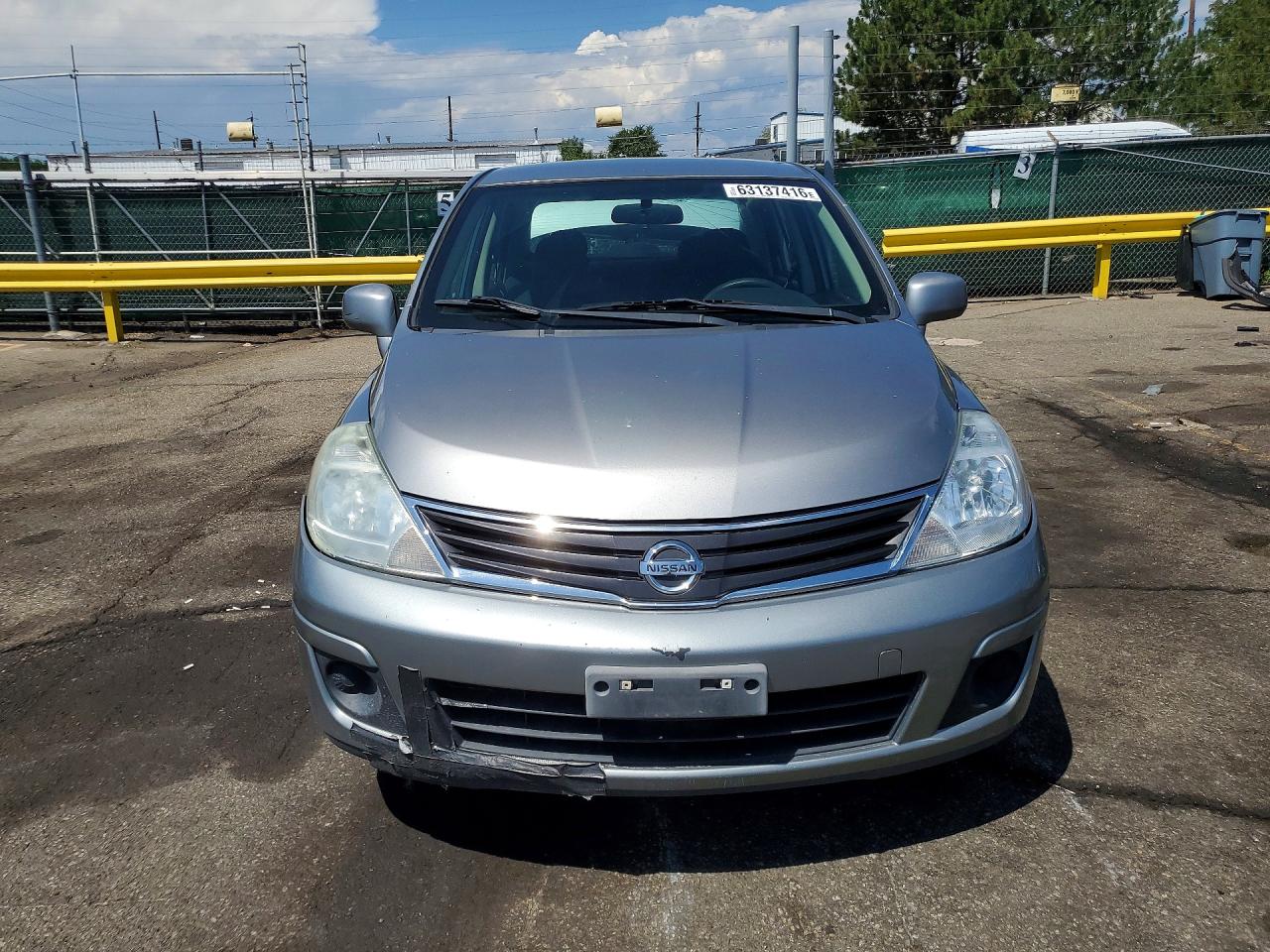 2010 Nissan Versa 1.8 S Silver vin: 3N1BC1APXAL403914