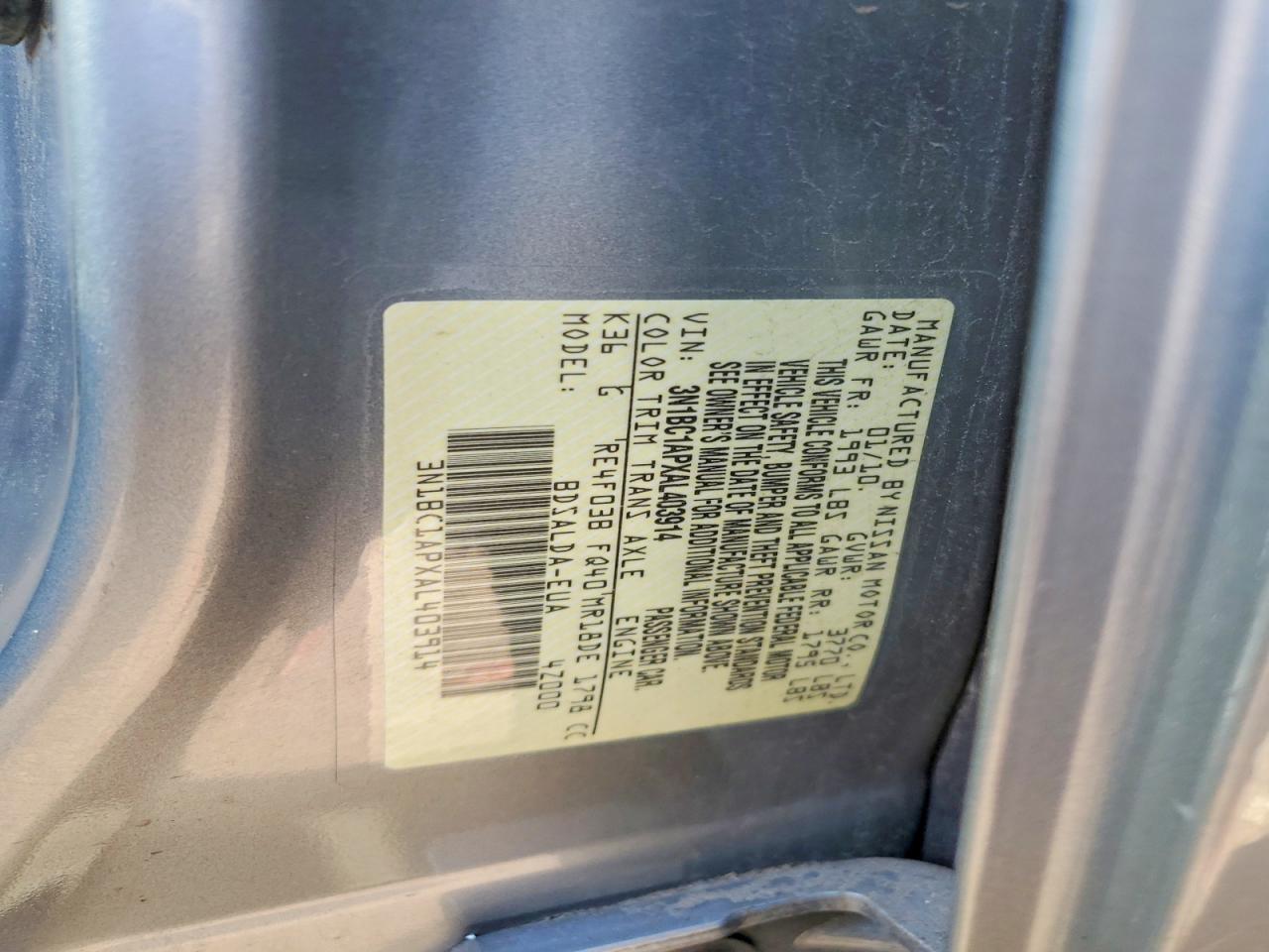 2010 Nissan Versa 1.8 S Silver vin: 3N1BC1APXAL403914