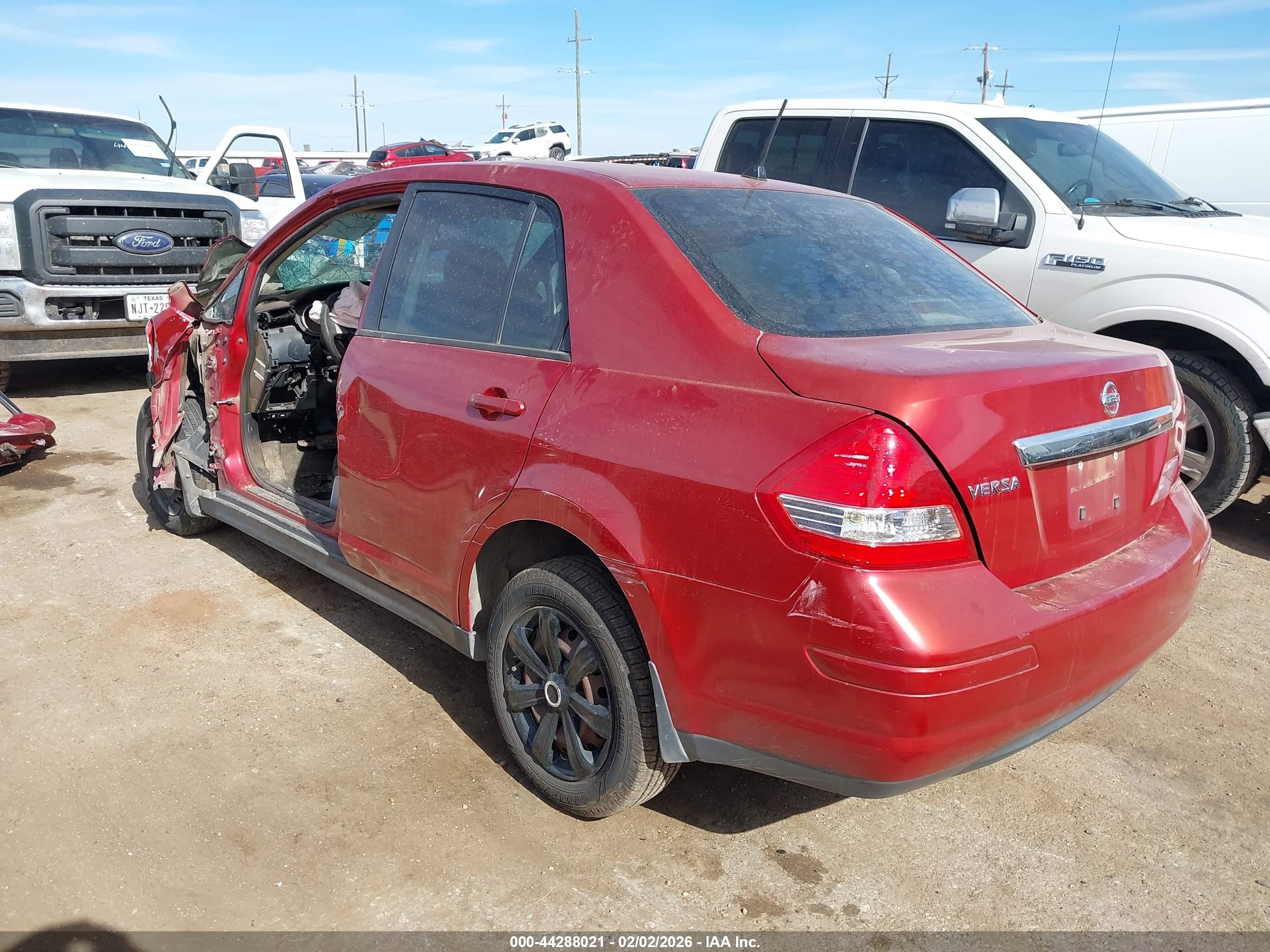 2010 Nissan Versa 1.8s Темно-бордовый vin: 3N1BC1APXAL439439