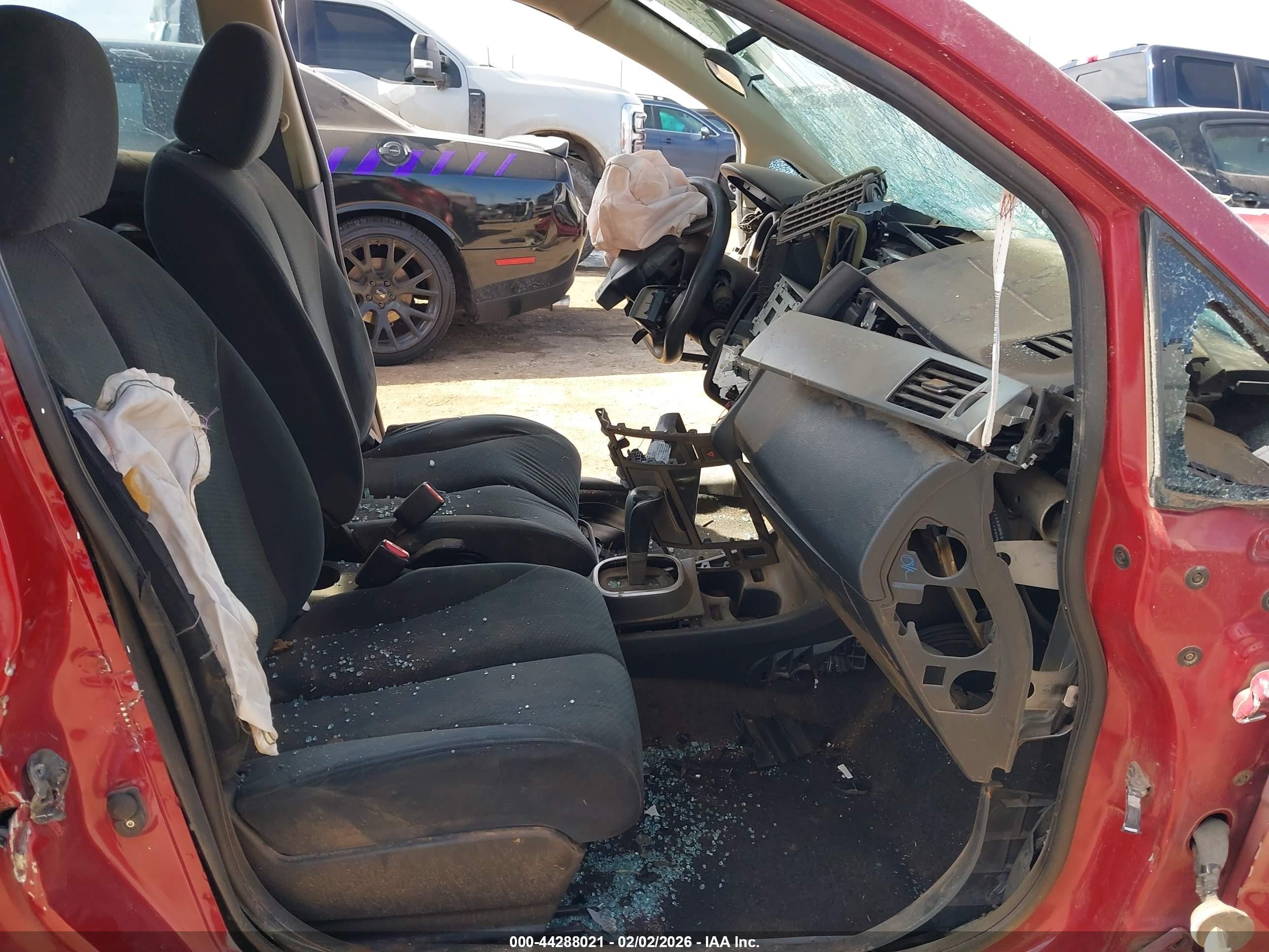 2010 Nissan Versa 1.8s Темно-бордовый vin: 3N1BC1APXAL439439