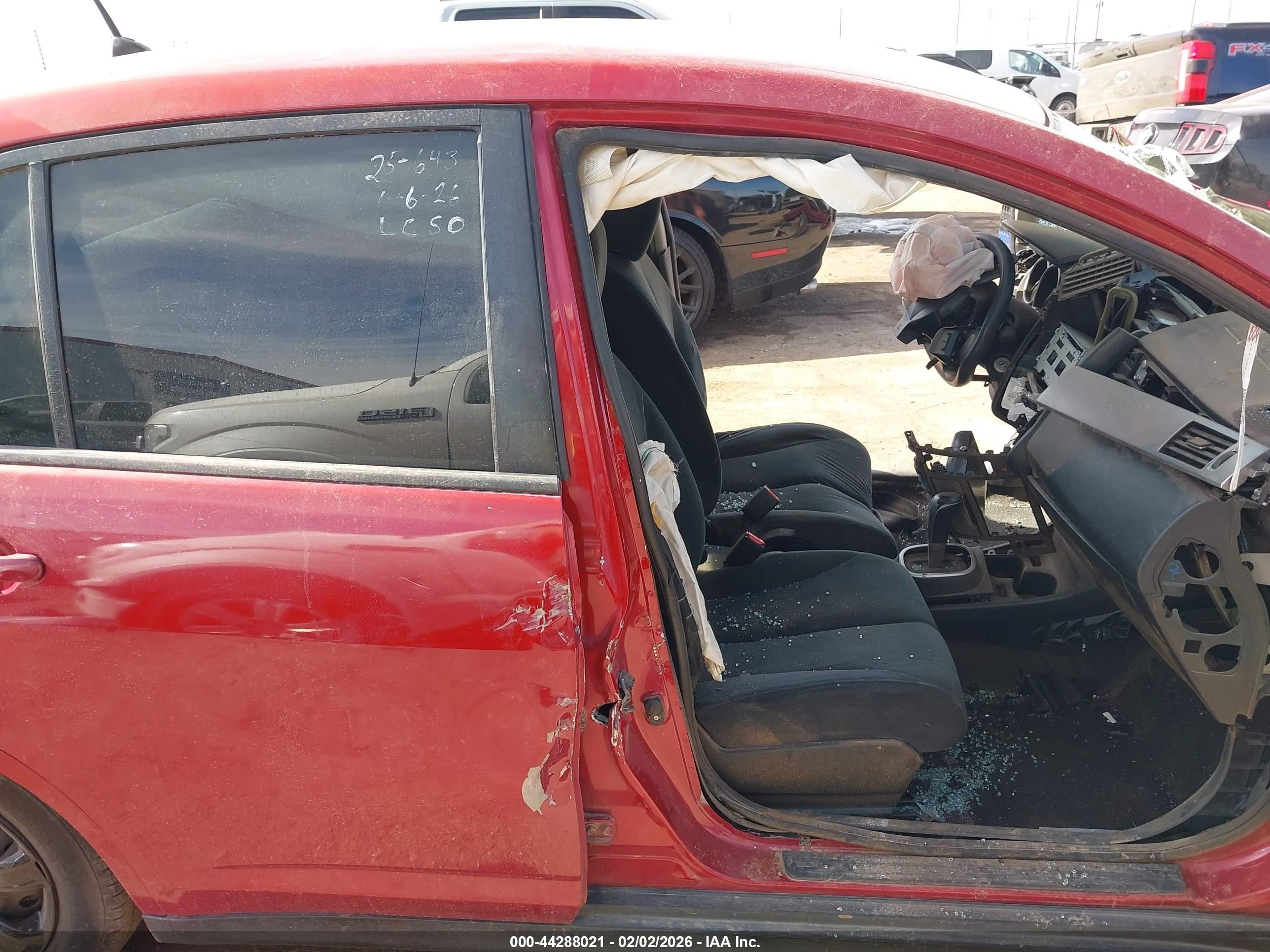 2010 Nissan Versa 1.8s Темно-бордовый vin: 3N1BC1APXAL439439