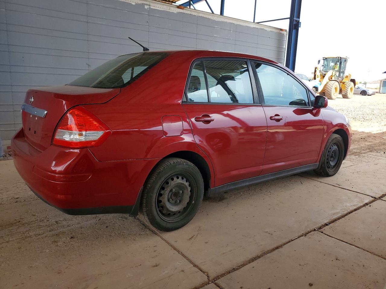 2010 Nissan Versa 1.8 S Red vin: 3N1BC1APXAL463367