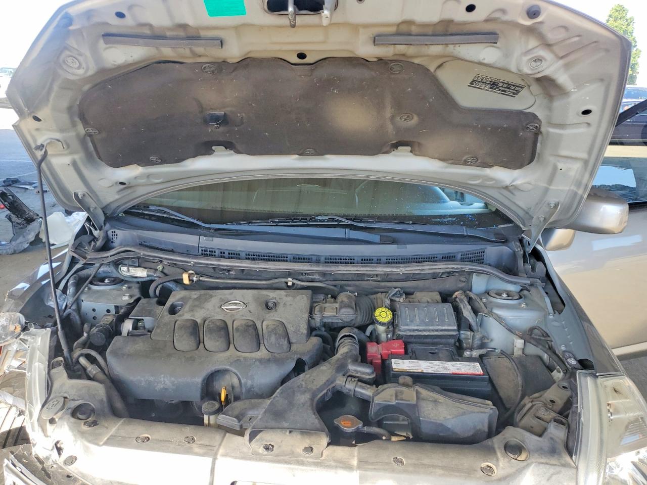2011 Nissan Versa 1.8 S Silver vin: 3N1BC1APXBL378577