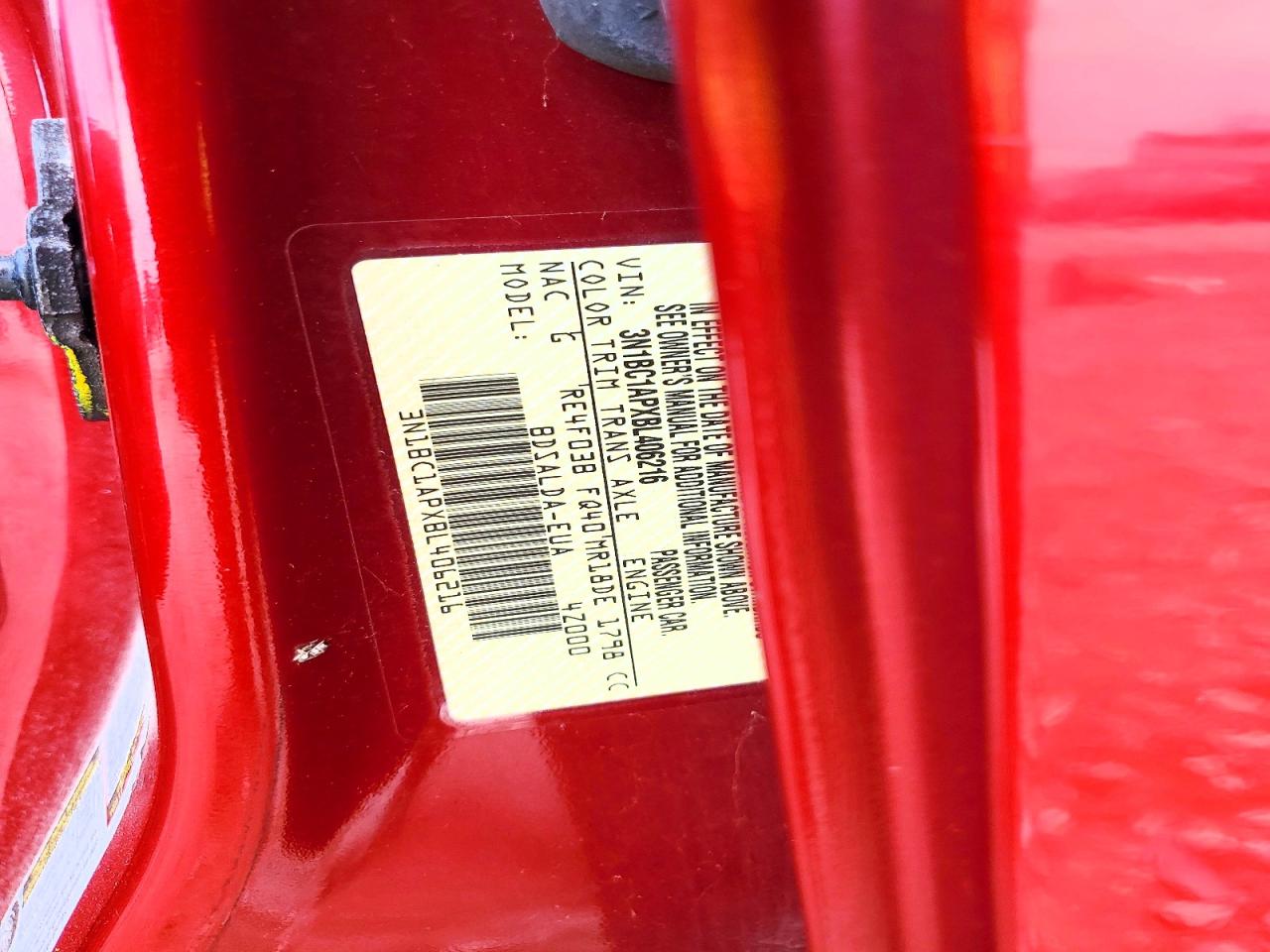2011 Nissan Versa 1.8 S Red vin: 3N1BC1APXBL406216
