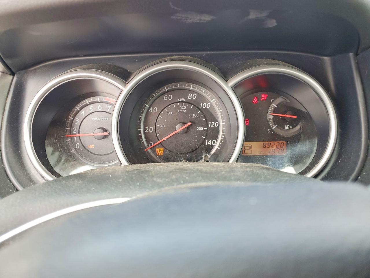 2011 Nissan Versa 1.8 S Red vin: 3N1BC1APXBL406216
