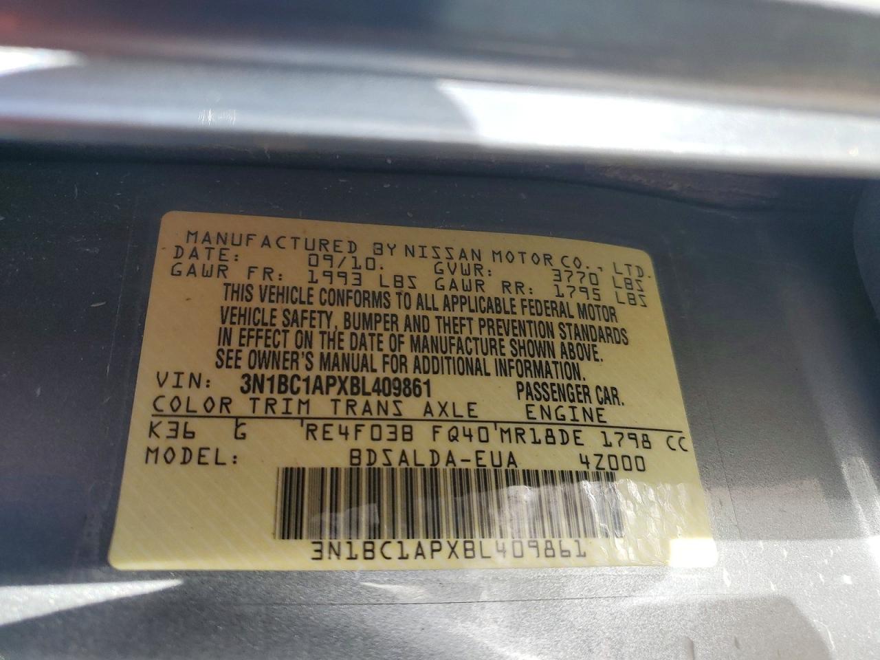 2011 Nissan Versa 1.8 S Silver vin: 3N1BC1APXBL409861