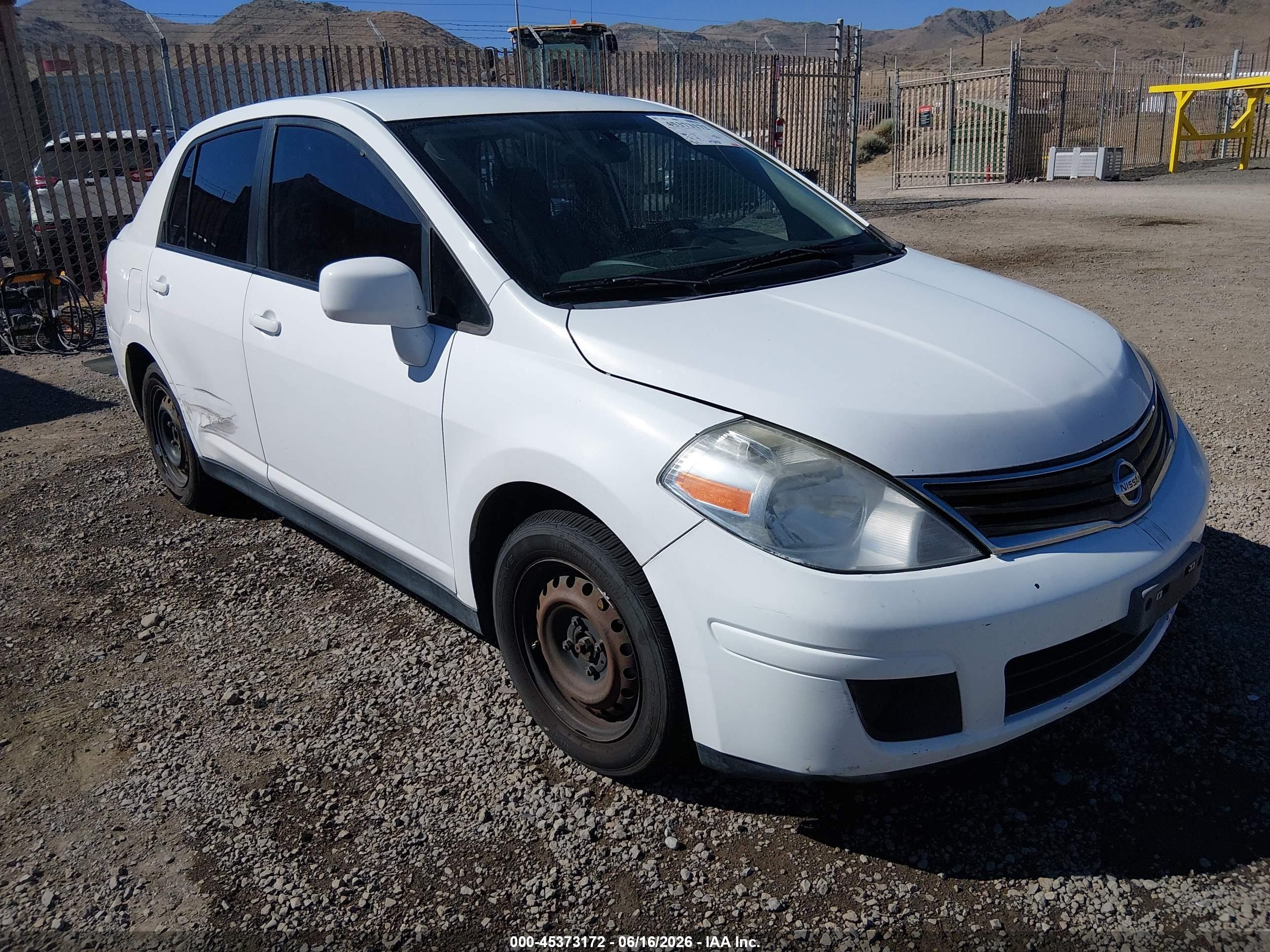 2011 Nissan Versa 1.8s White vin: 3N1BC1APXBL462379