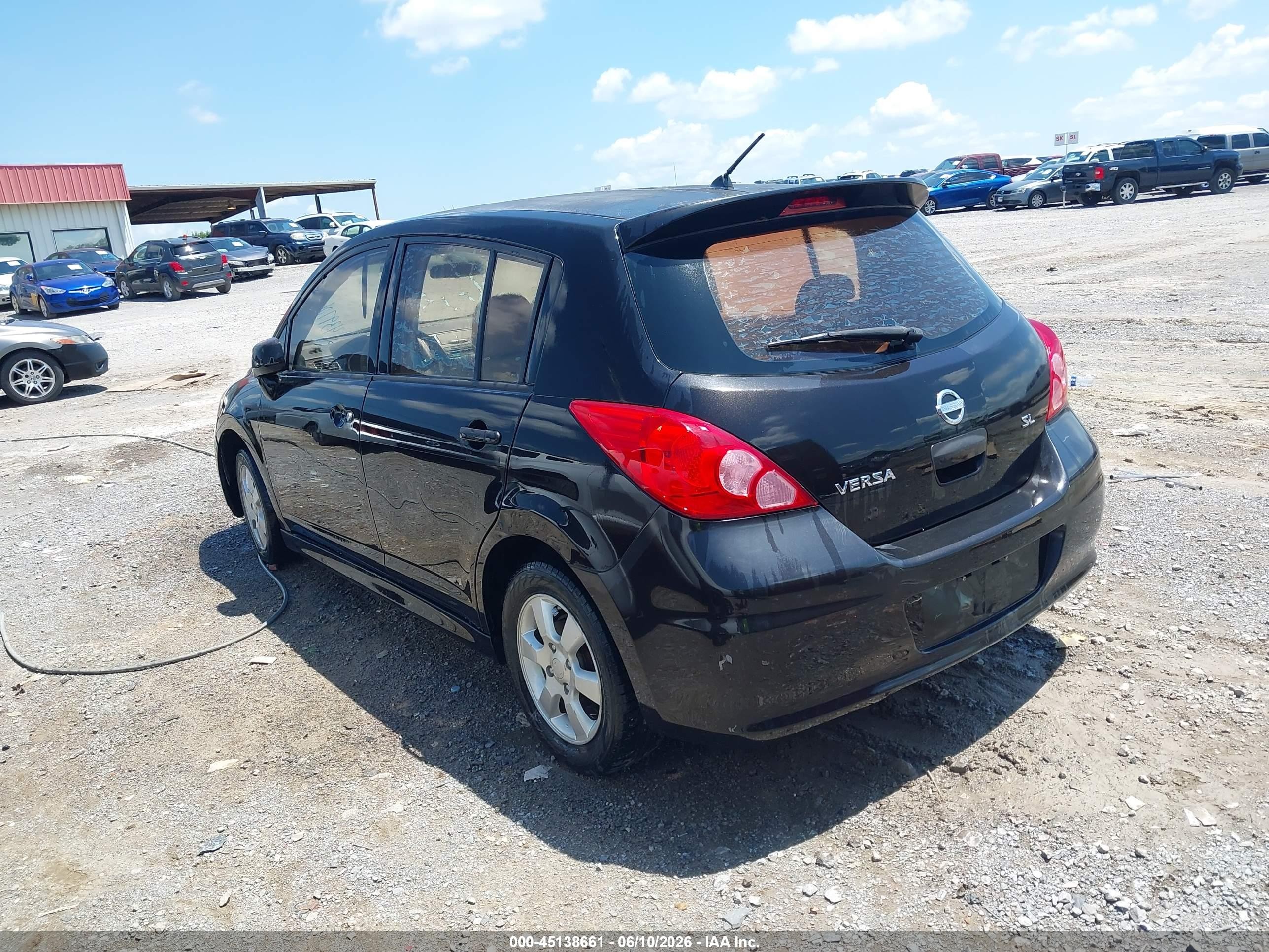 2010 Nissan Versa 1.8sl Черный vin: 3N1BC1CP0AL439706