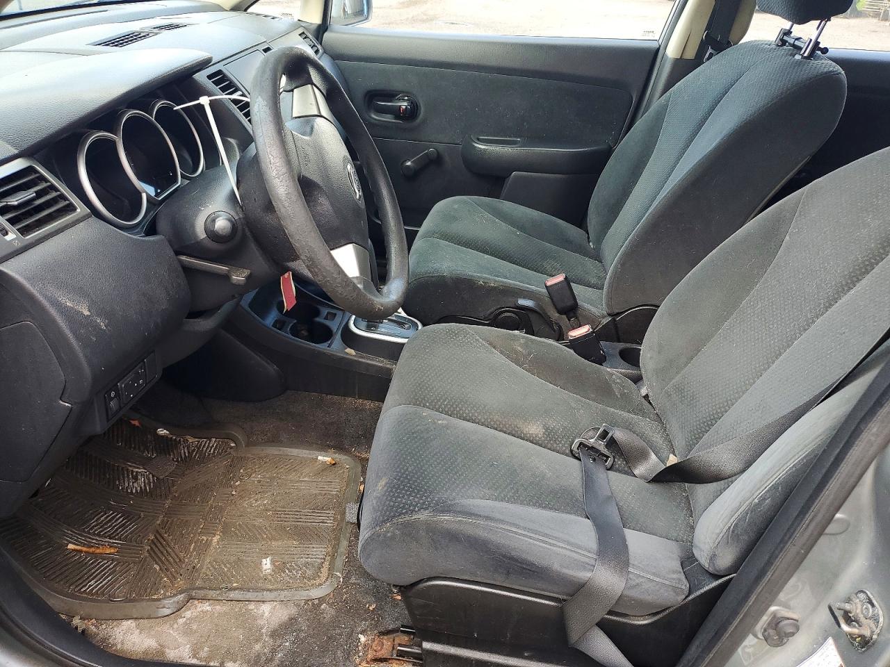 2010 Nissan Versa Silver vin: 3N1BC1CP0AL455453