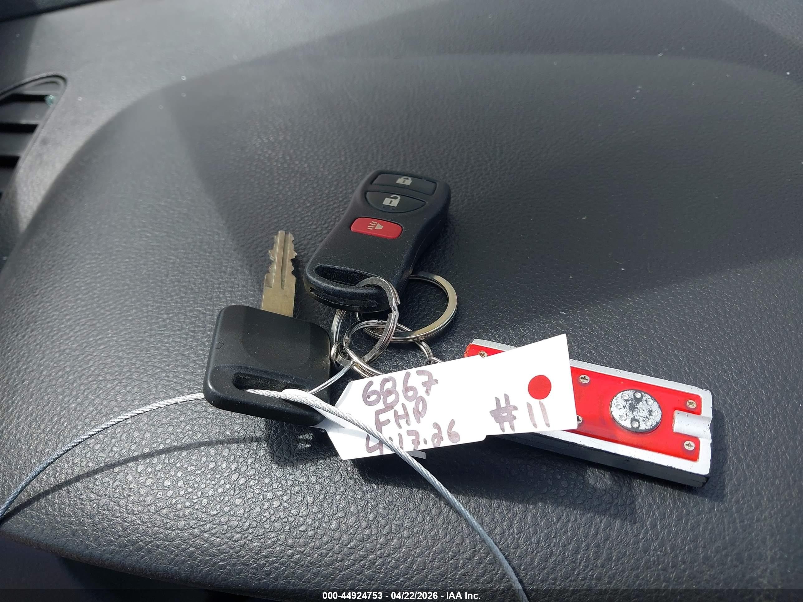 2011 Nissan Versa 1.8s Red vin: 3N1BC1CP0BL374874