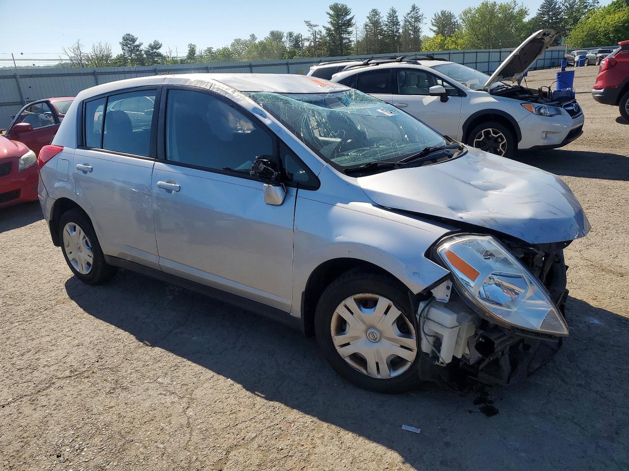 2011 Nissan Versa 1.8 S Silver vin: 3N1BC1CP0BL376141