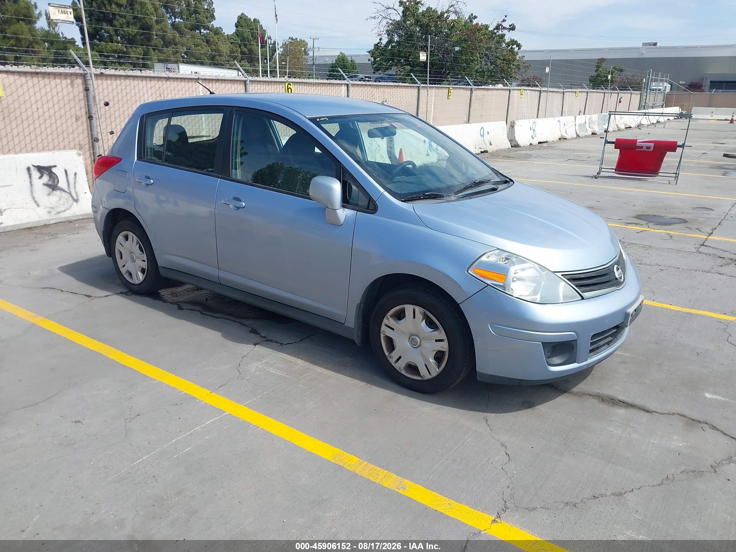 2011 Nissan Versa 1.8s Blue vin: 3N1BC1CP0BL384062