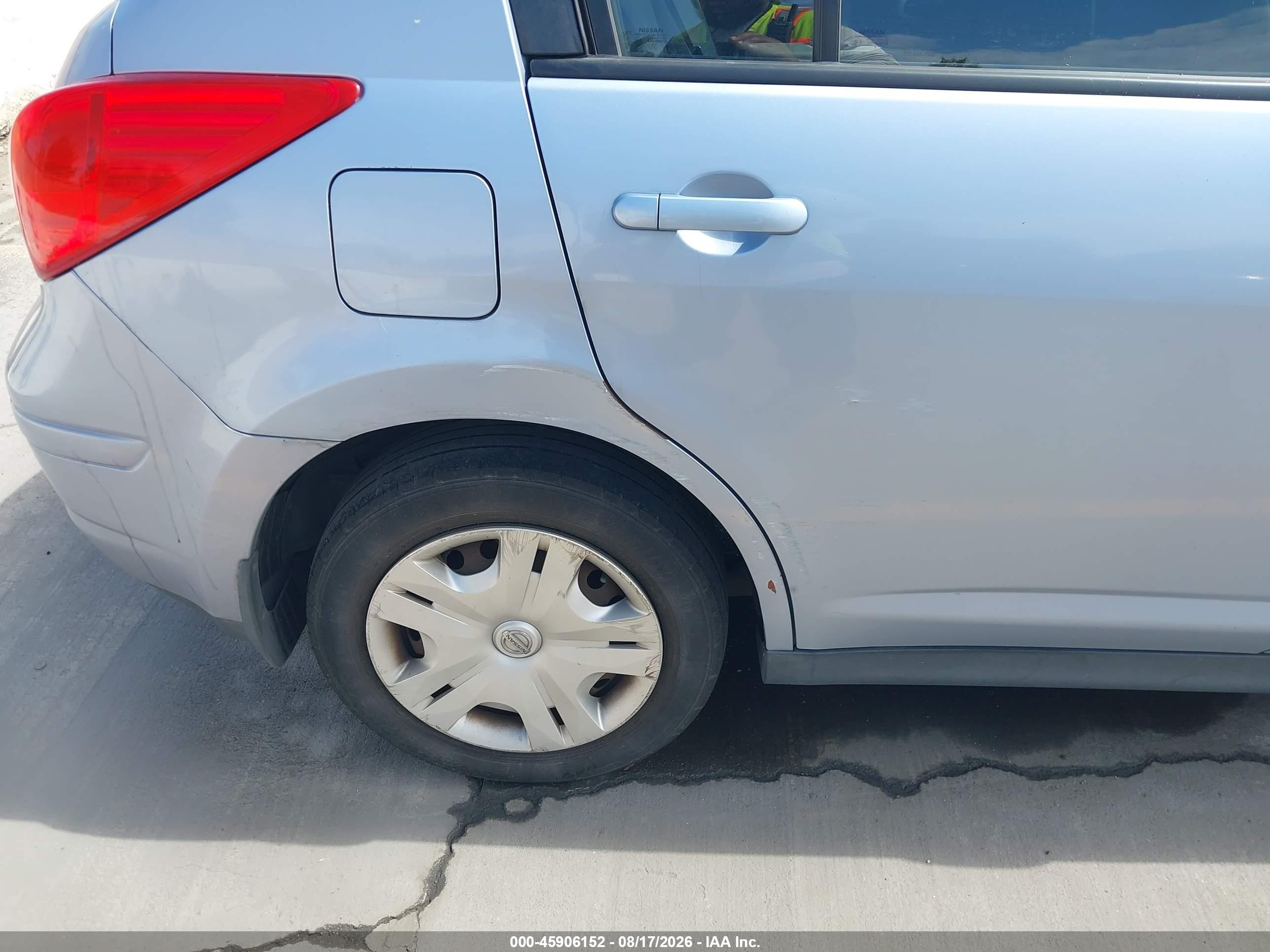 2011 Nissan Versa 1.8s Blue vin: 3N1BC1CP0BL384062