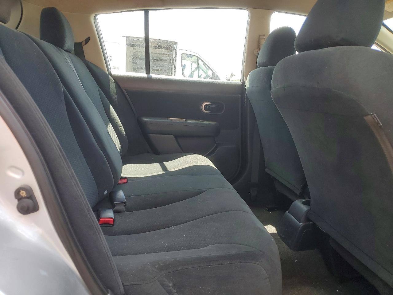 2011 Nissan Versa 1.8 S Silver vin: 3N1BC1CP0BL396048