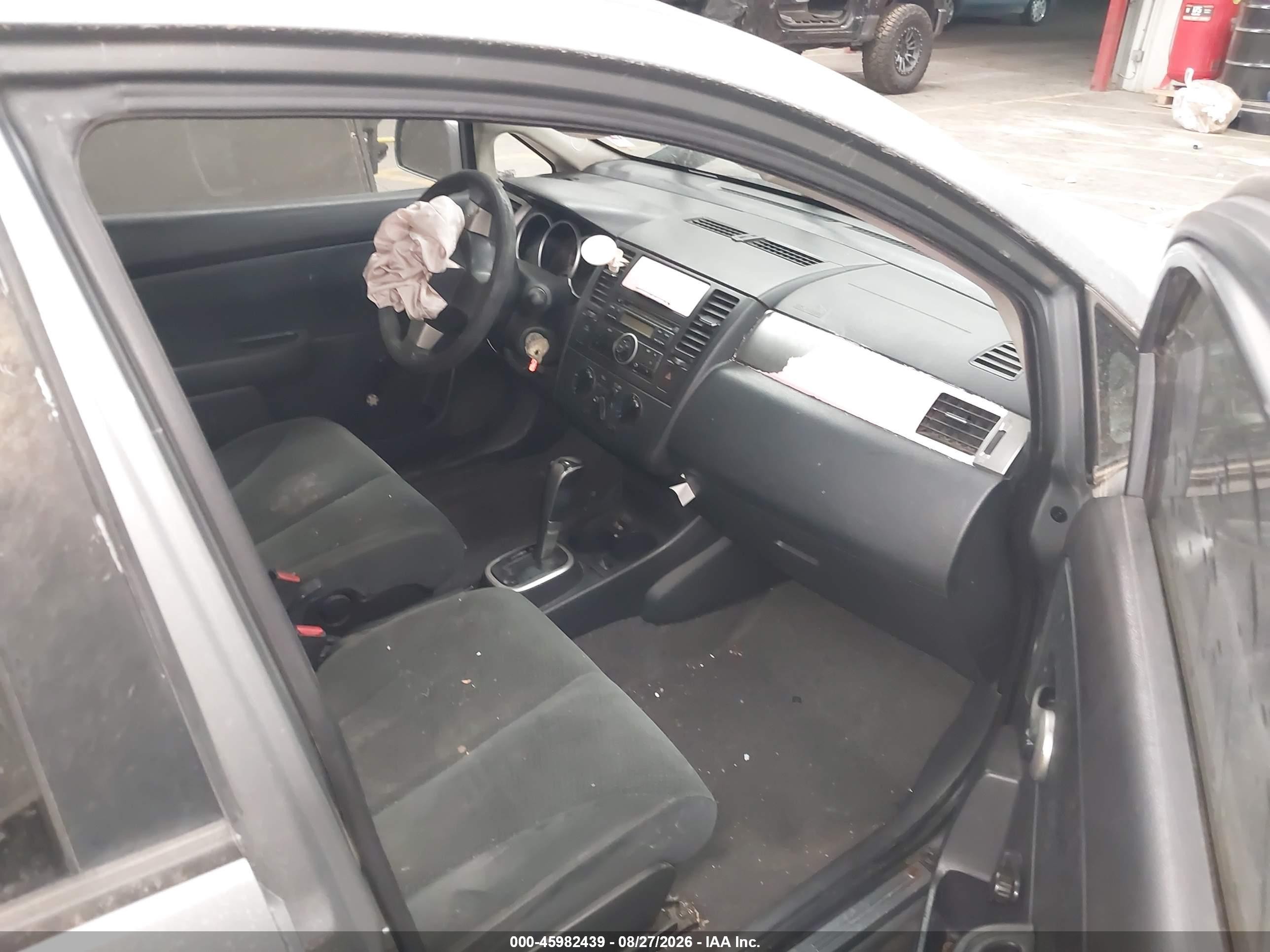 2011 Nissan Versa 1.8s Gray vin: 3N1BC1CP0BL411096
