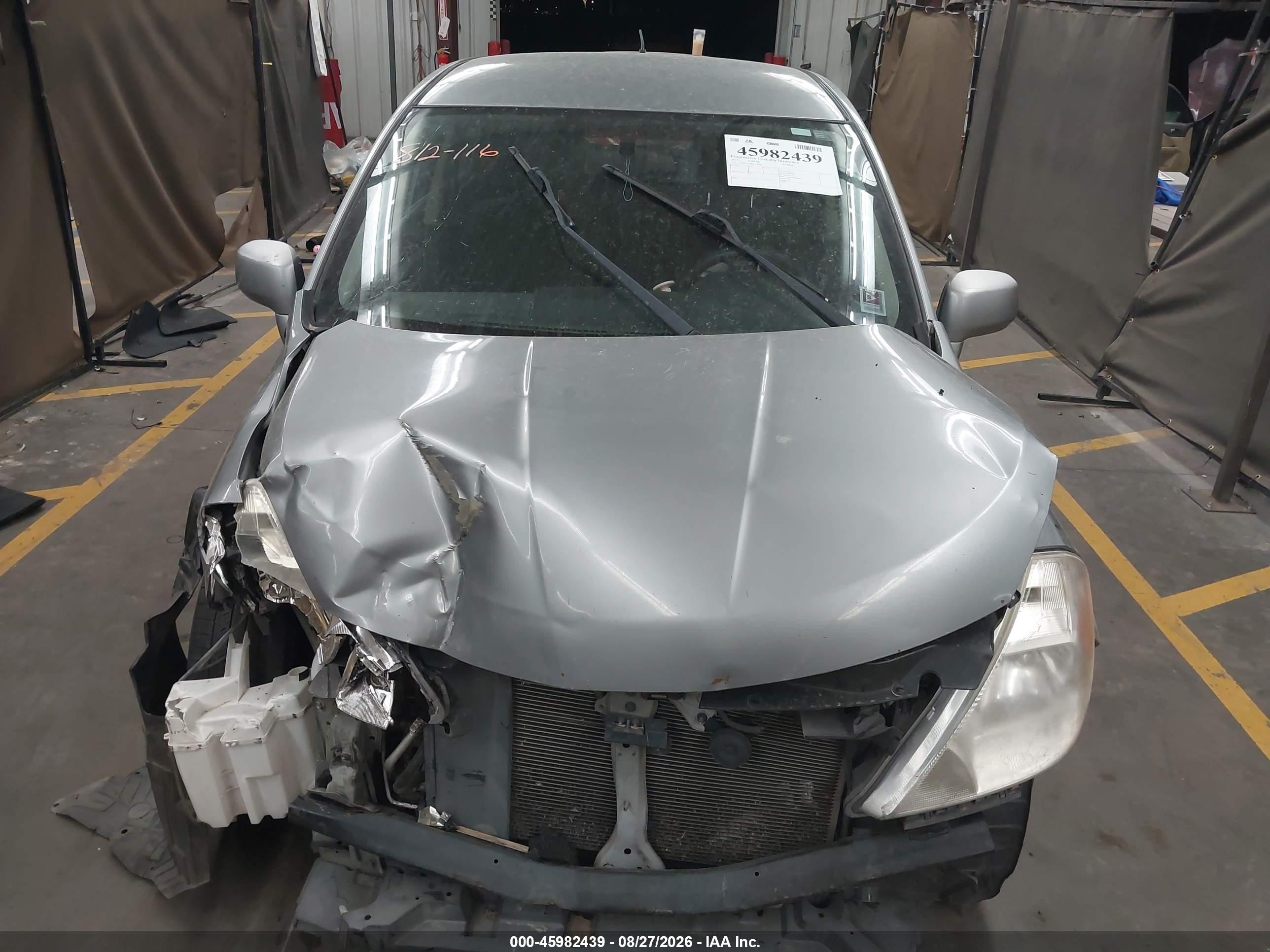 2011 Nissan Versa 1.8s Gray vin: 3N1BC1CP0BL411096