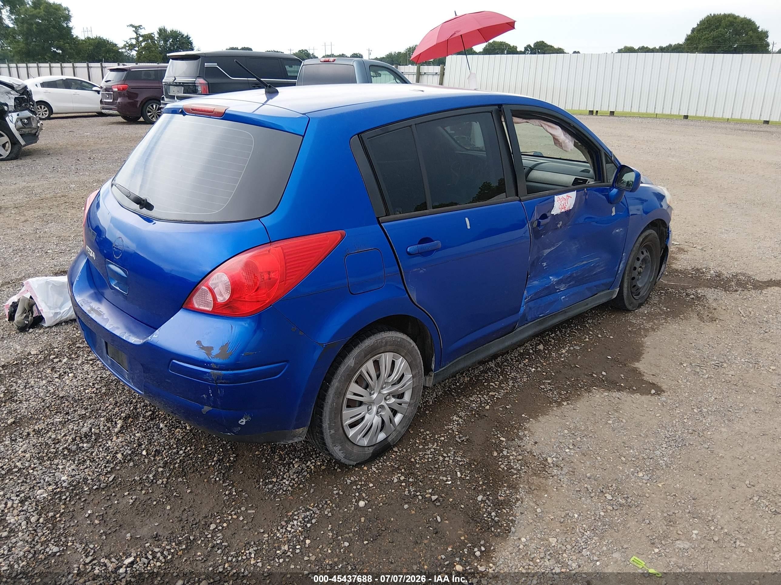 2011 Nissan Versa 1.8s Blue vin: 3N1BC1CP0BL417206