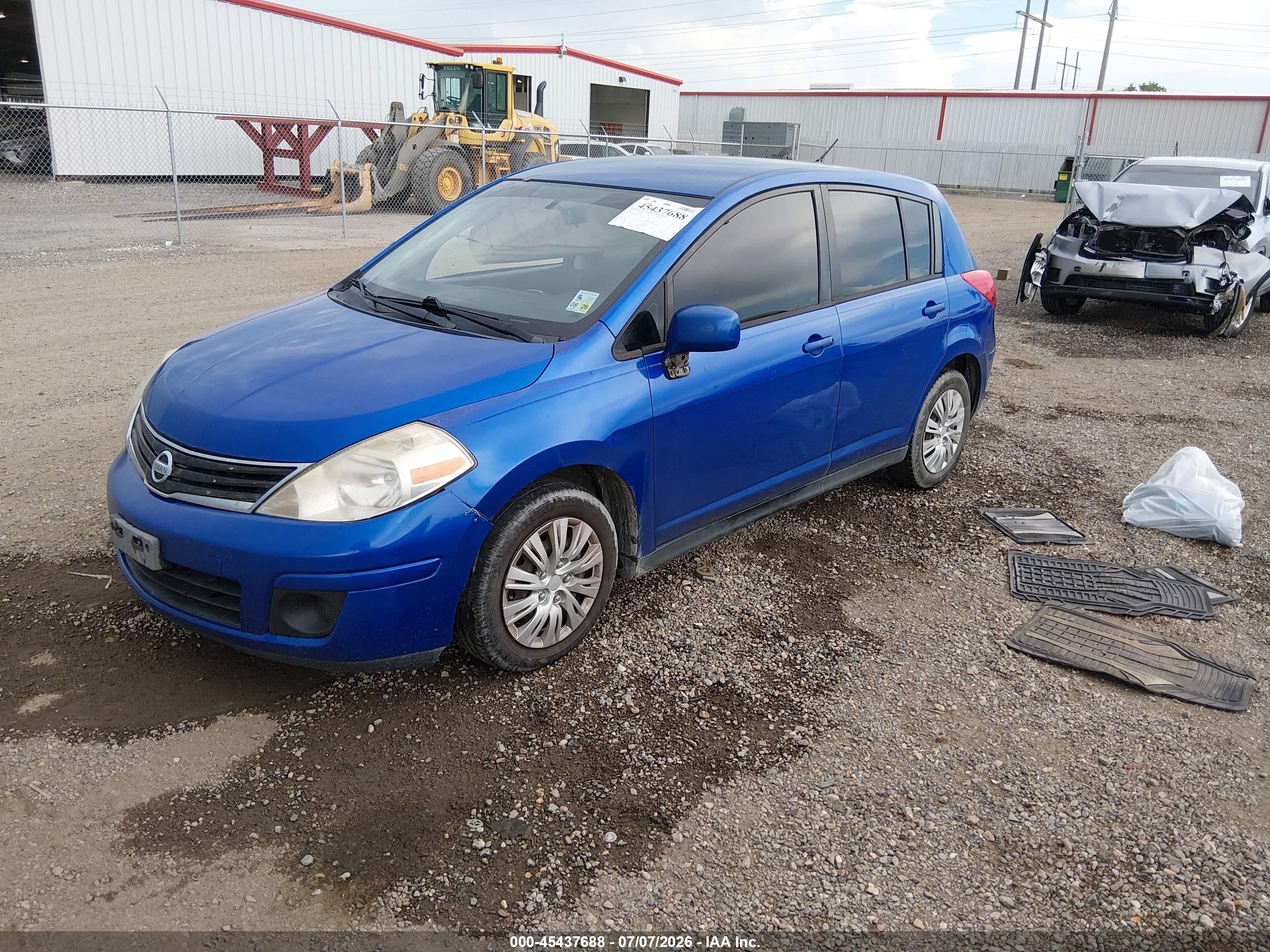 2011 Nissan Versa 1.8s Blue vin: 3N1BC1CP0BL417206