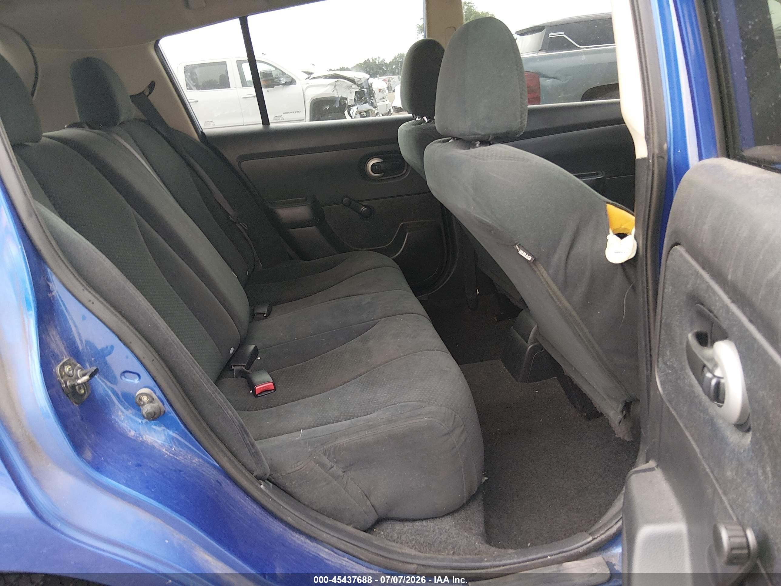 2011 Nissan Versa 1.8s Blue vin: 3N1BC1CP0BL417206