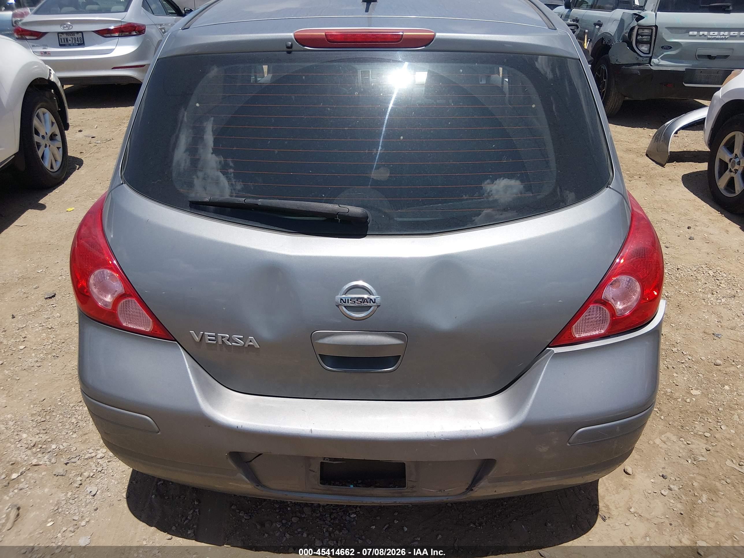 2011 Nissan Versa 1.8s Gray vin: 3N1BC1CP0BL445636