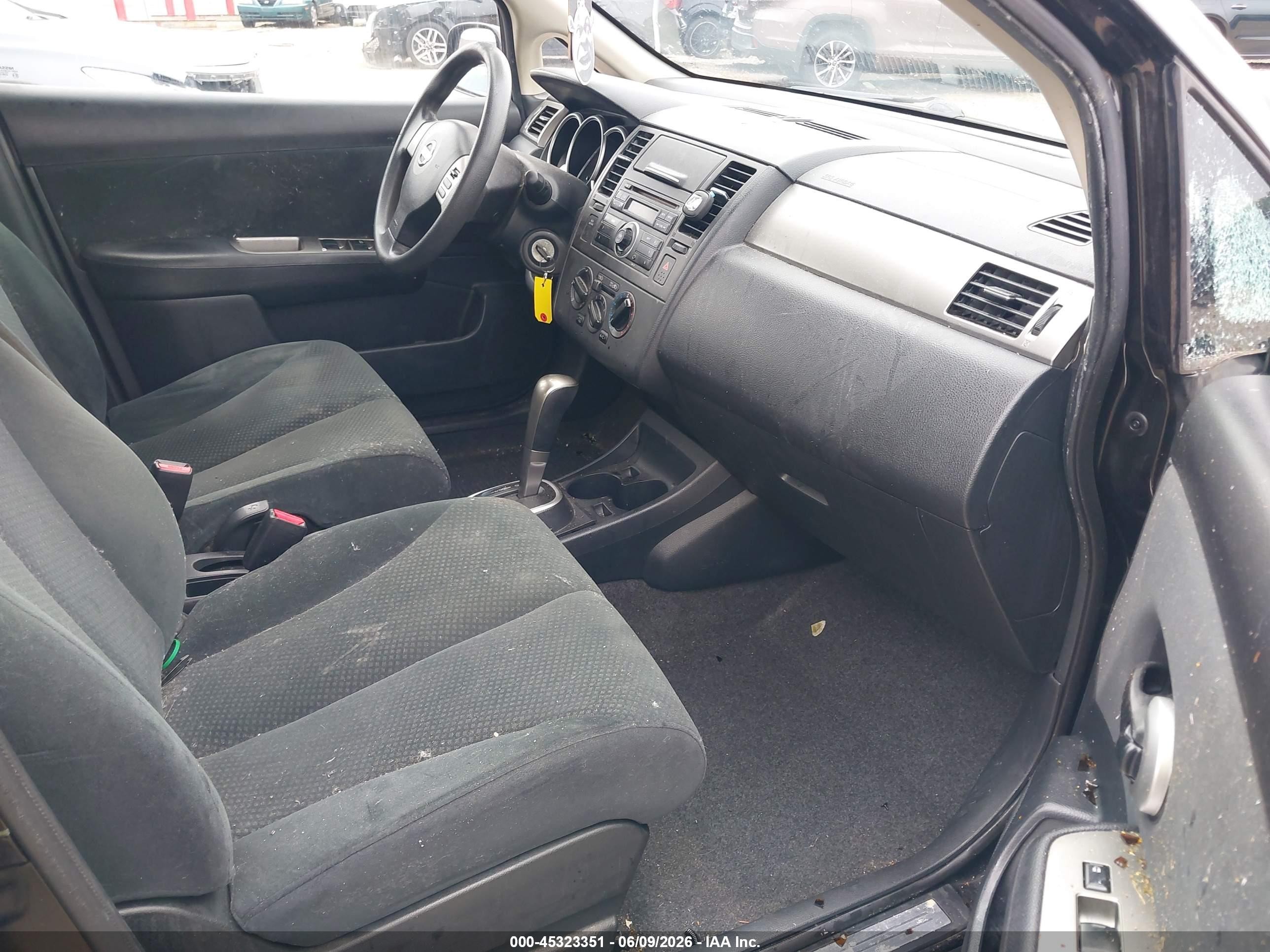 2011 Nissan Versa 1.8s Black vin: 3N1BC1CP0BL504748