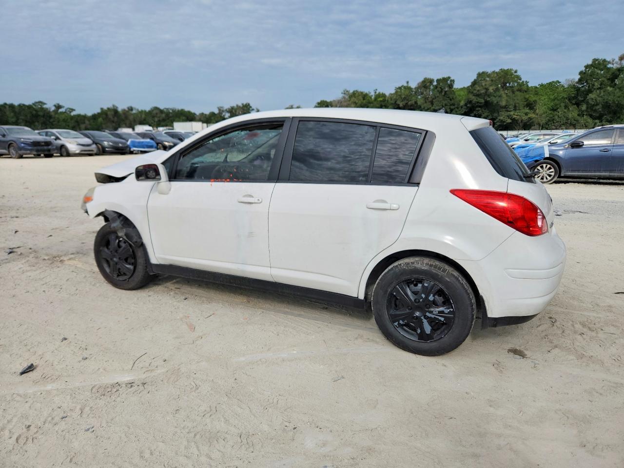 2011 Nissan Versa 1.8 S White vin: 3N1BC1CP0BL509481