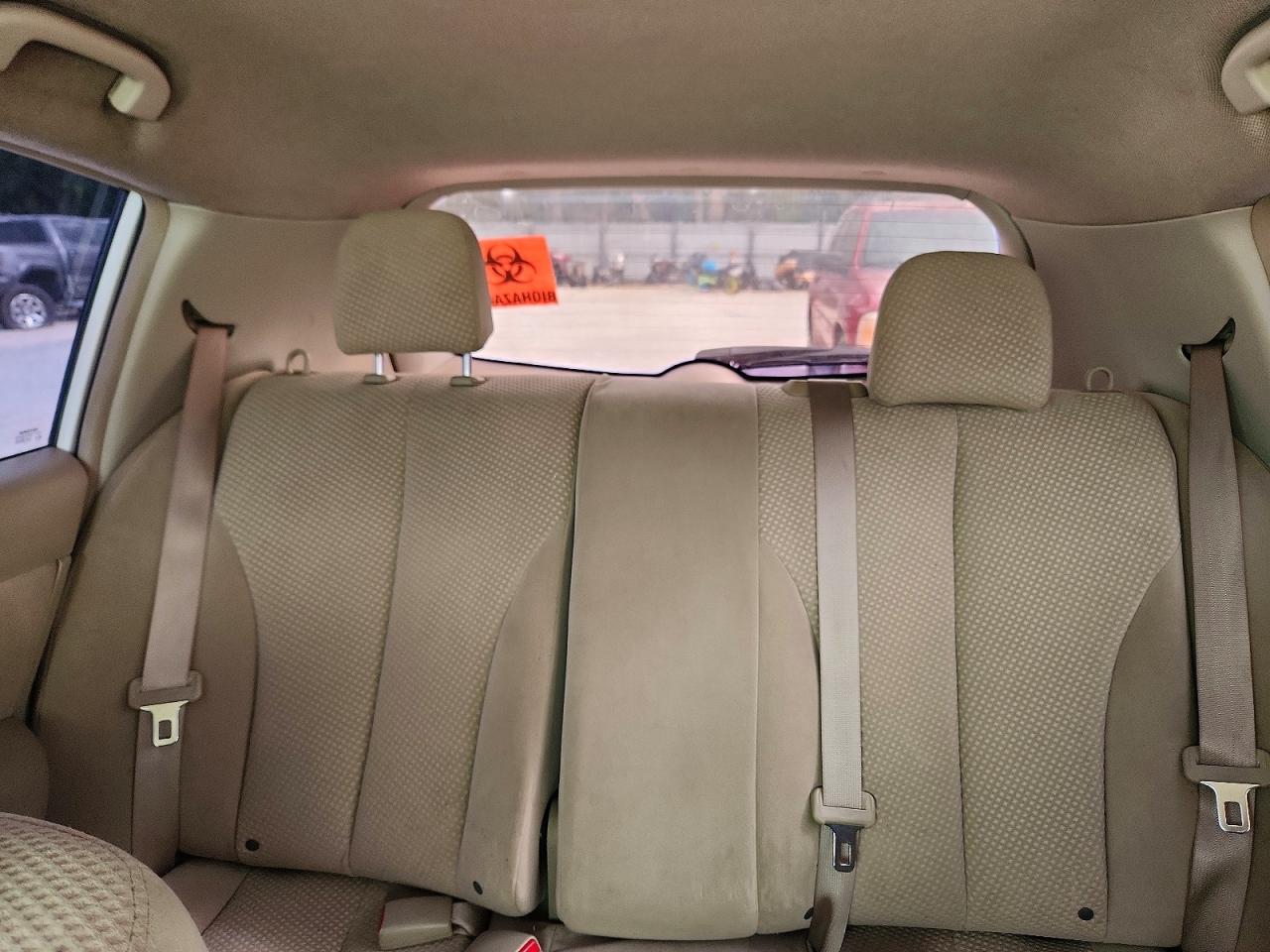 2011 Nissan Versa 1.8 S White vin: 3N1BC1CP0BL509481
