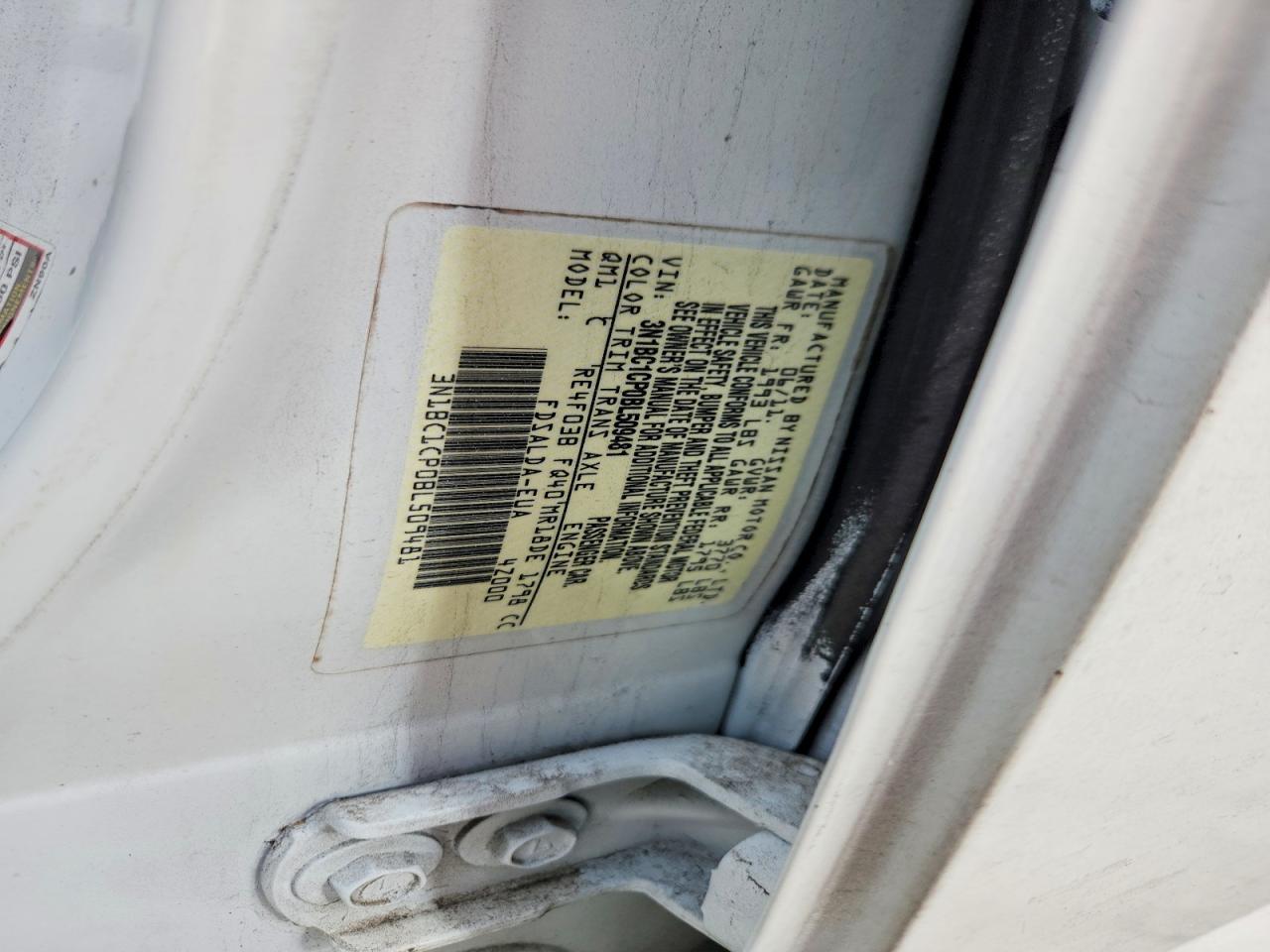 2011 Nissan Versa 1.8 S White vin: 3N1BC1CP0BL509481