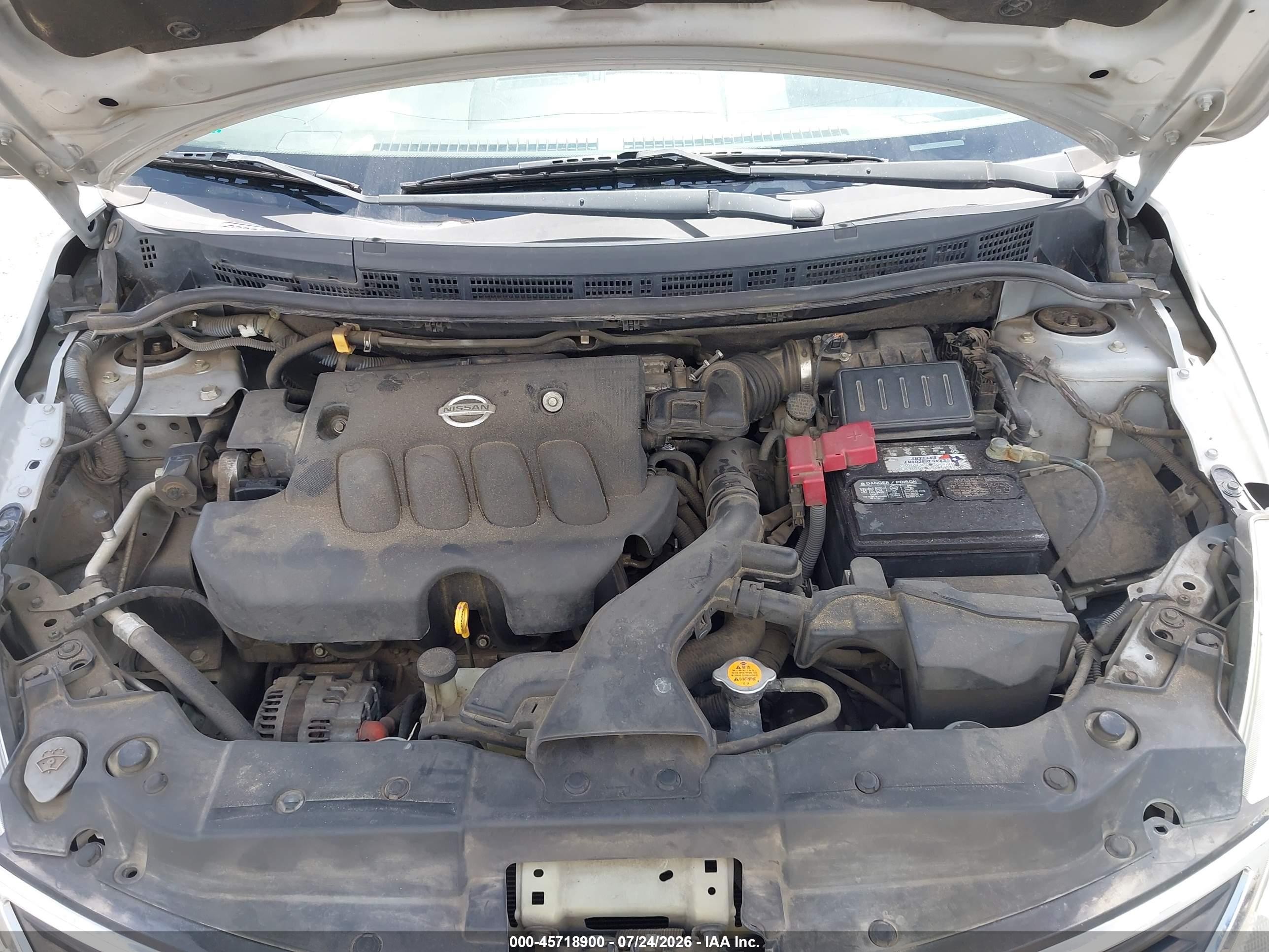 2011 Nissan Versa 1.8s Серебряный vin: 3N1BC1CP0BL511943