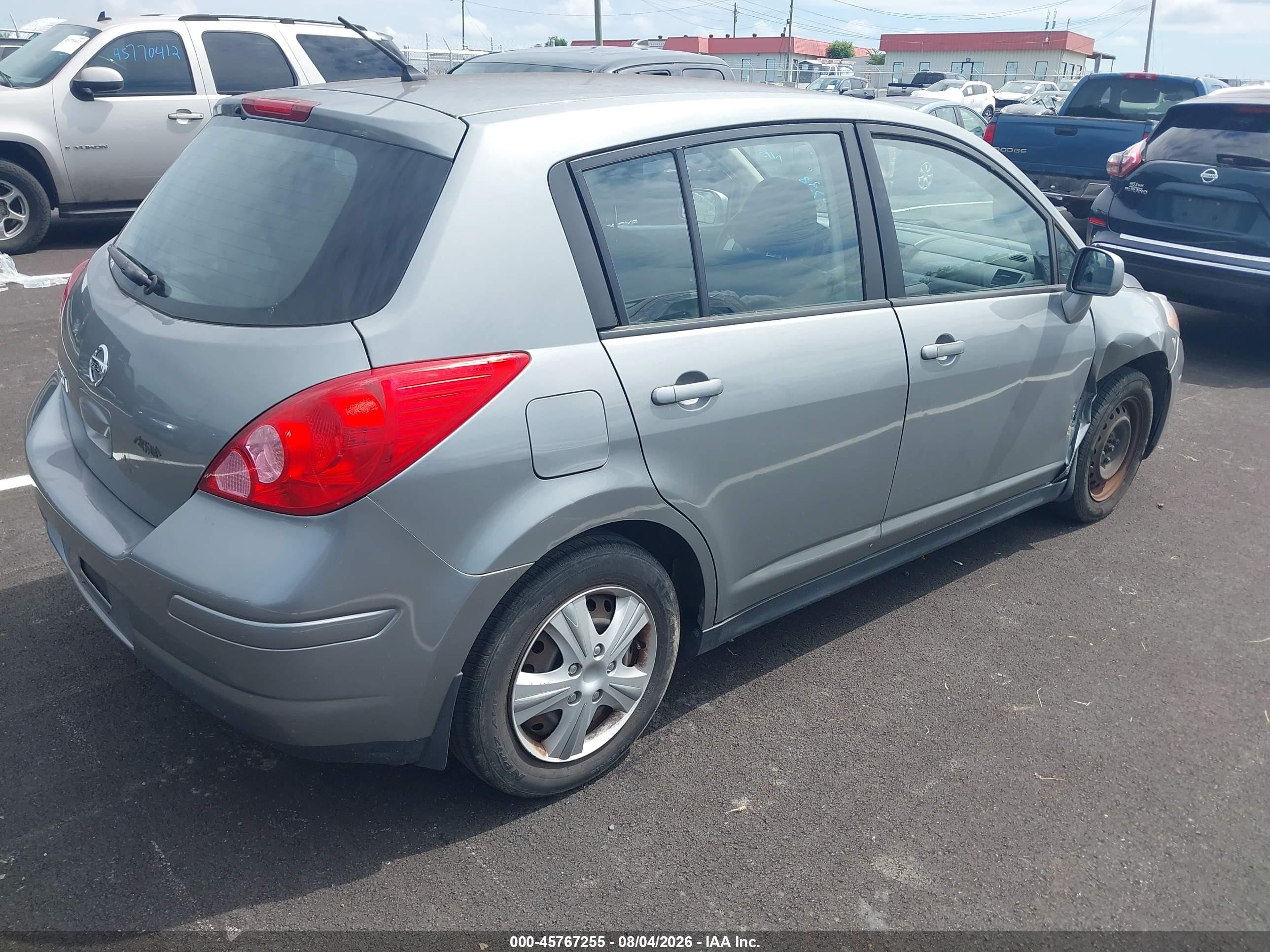 2012 Nissan Versa 1.8 S Silver vin: 3N1BC1CP0CK213710