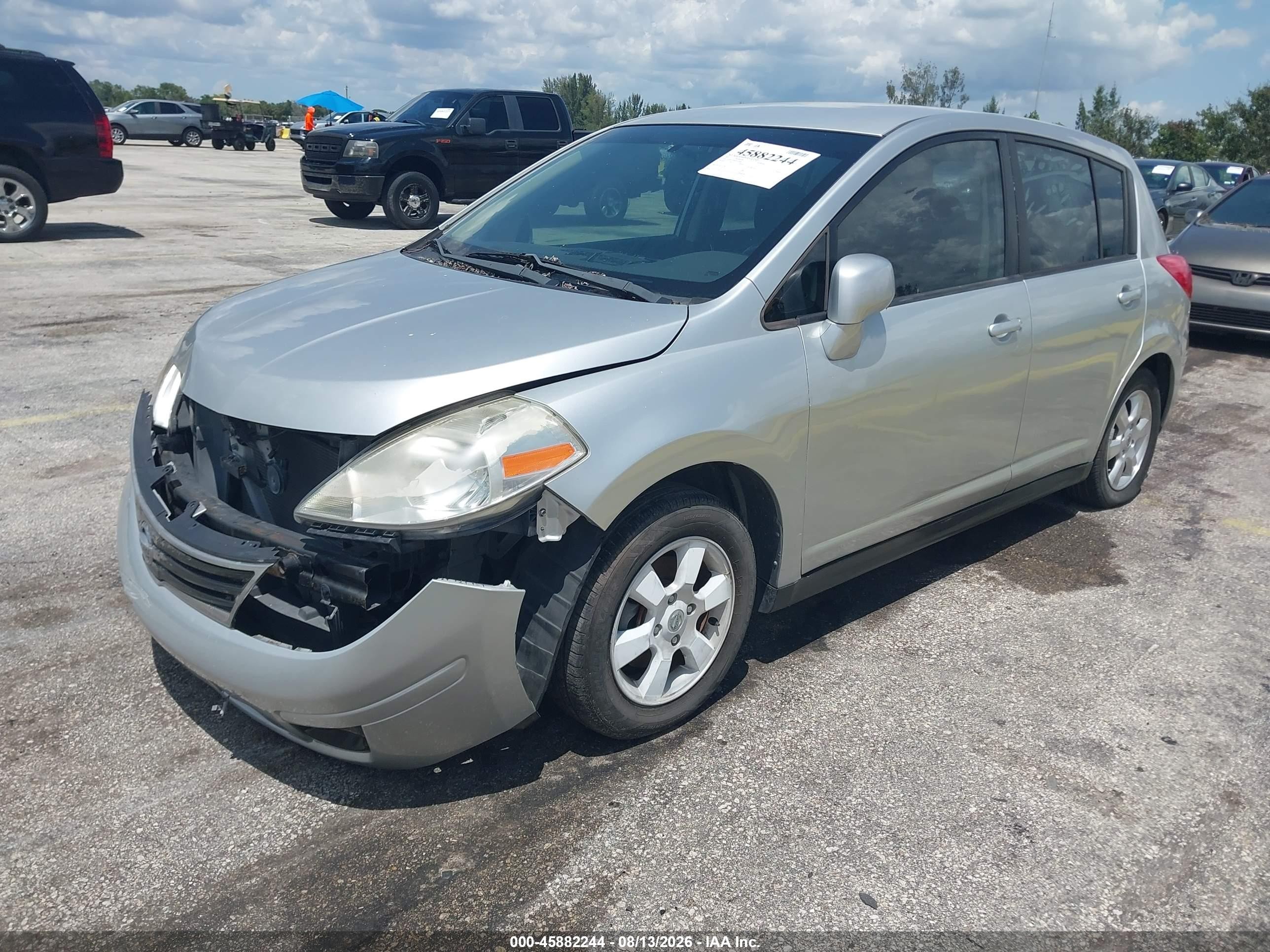 2012 Nissan Versa 1.8 S Silver vin: 3N1BC1CP0CK219684
