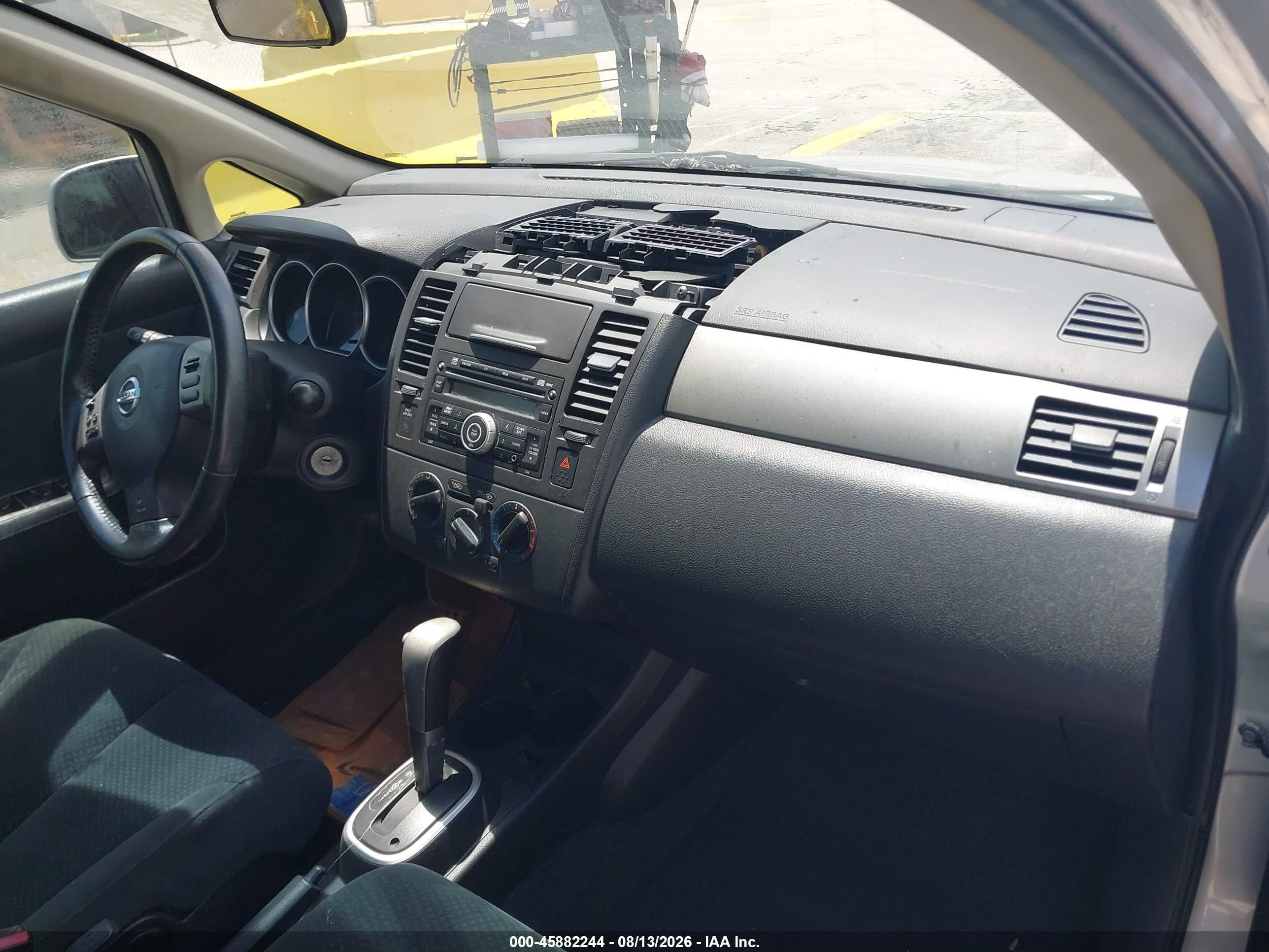 2012 Nissan Versa 1.8 S Silver vin: 3N1BC1CP0CK219684
