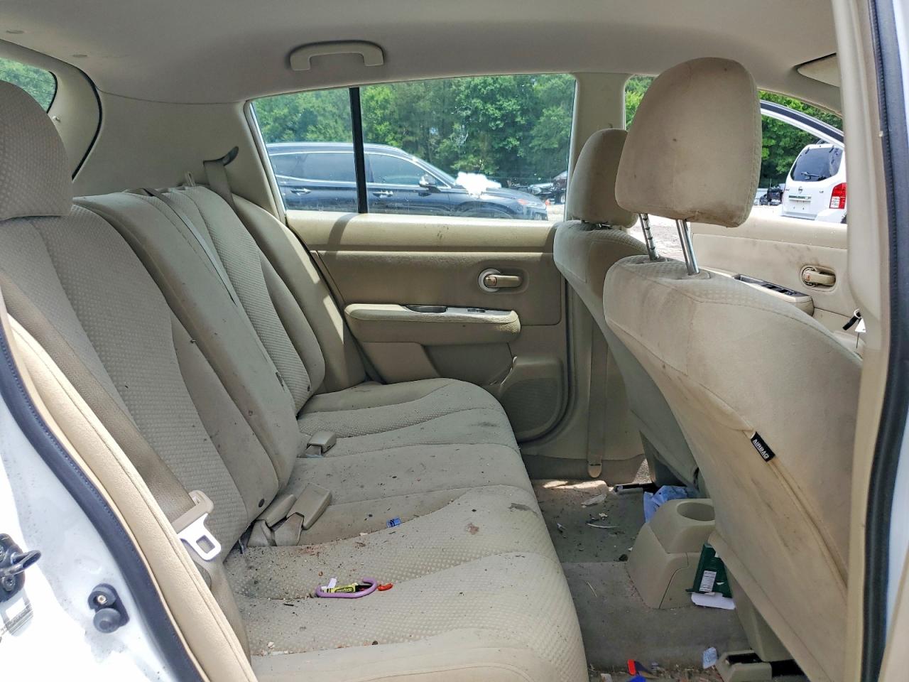 2012 Nissan Versa 1.8 S White vin: 3N1BC1CP0CK269632