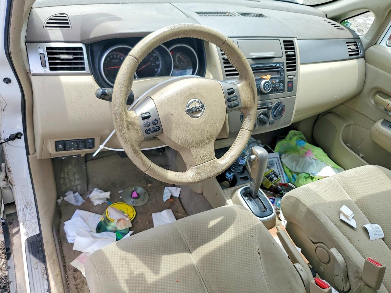 2012 Nissan Versa 1.8 S White vin: 3N1BC1CP0CK269632