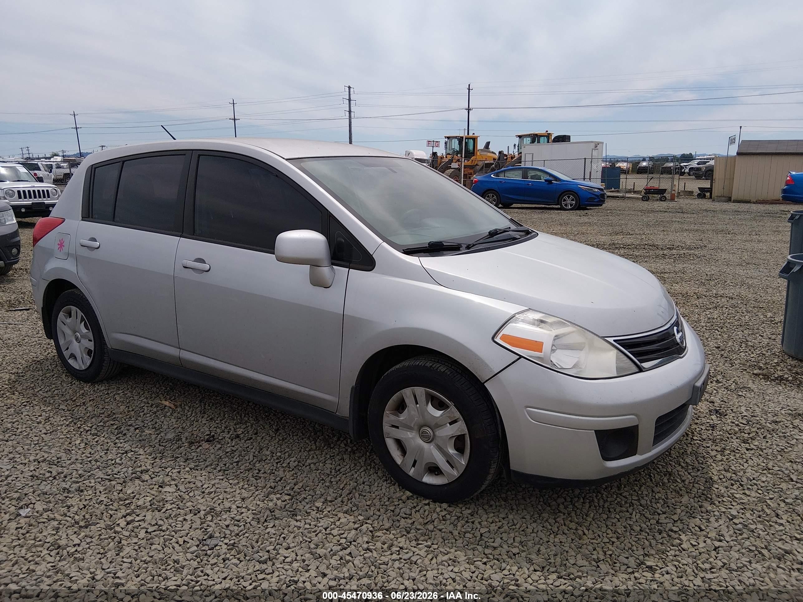 2012 Nissan Versa 1.8 S Silver vin: 3N1BC1CP0CK295695