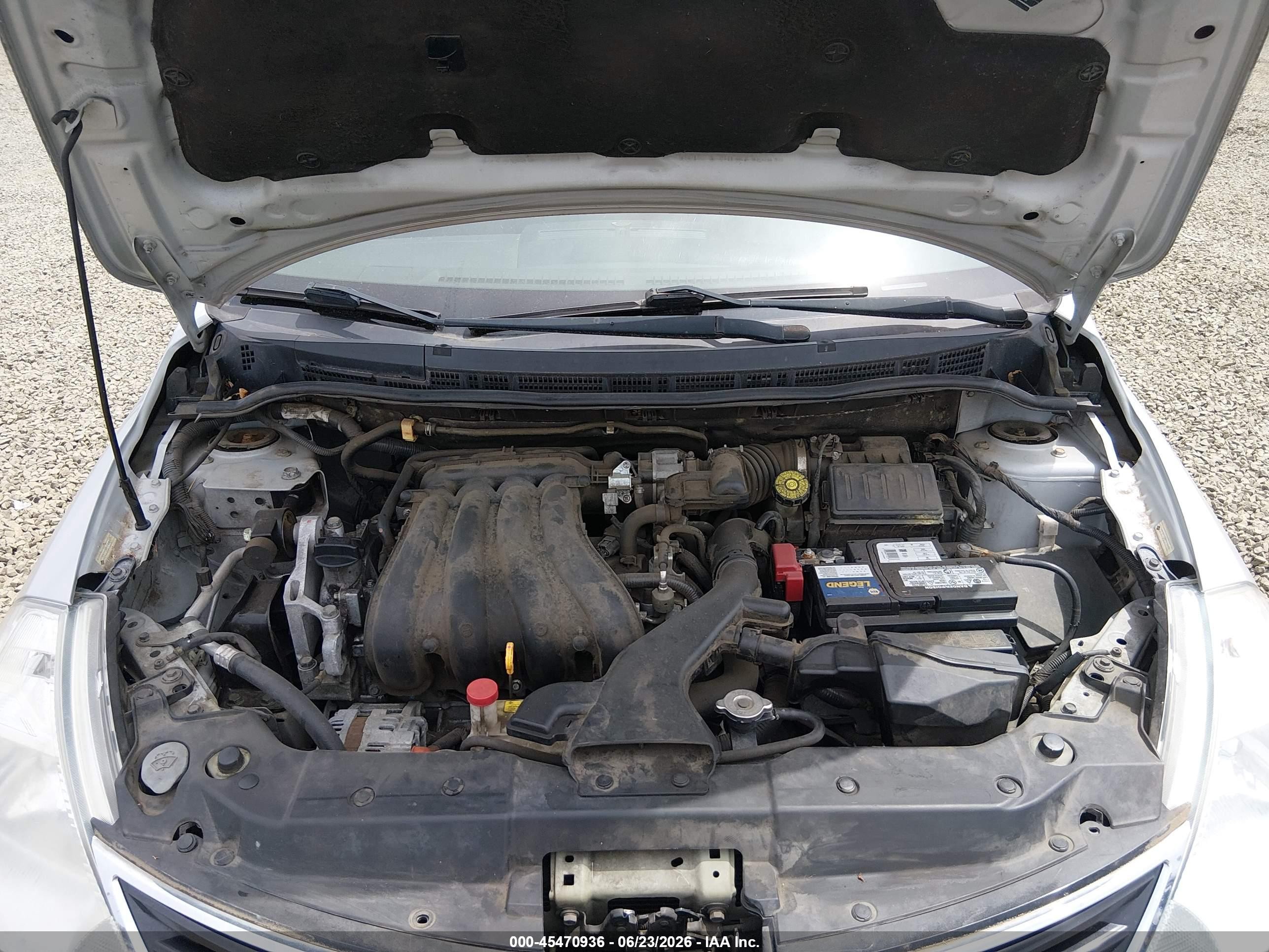 2012 Nissan Versa 1.8 S Silver vin: 3N1BC1CP0CK295695