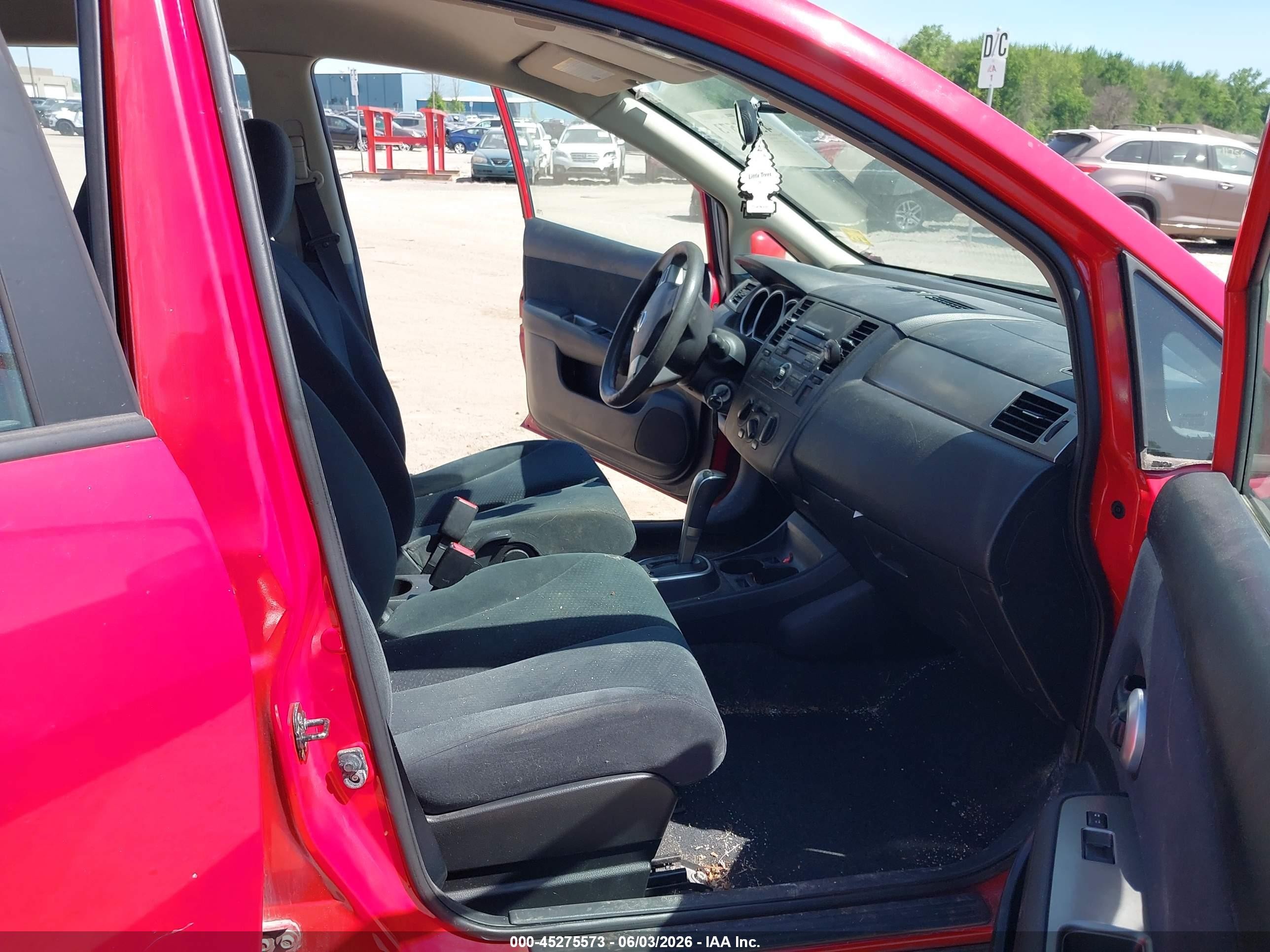 2010 Nissan Versa 1.8s Красный vin: 3N1BC1CP1AL407556