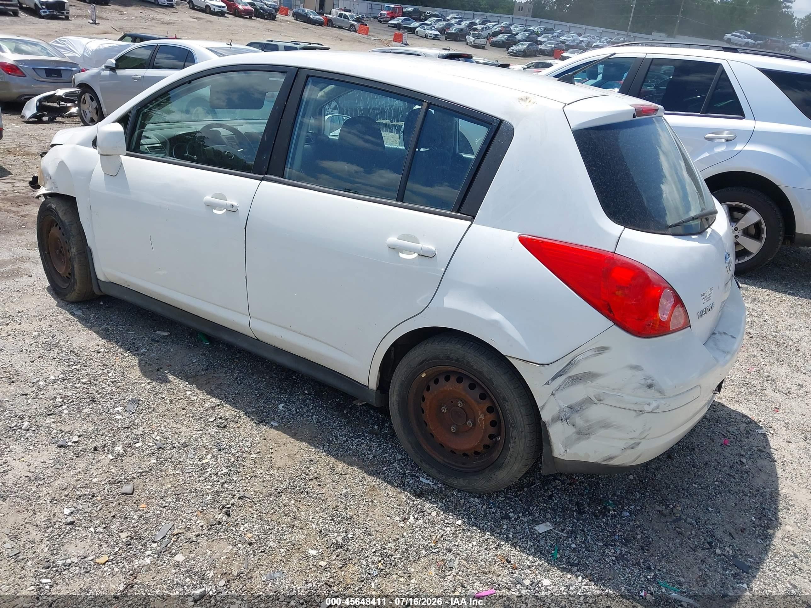 2010 Nissan Versa 1.8s White vin: 3N1BC1CP1AL413440