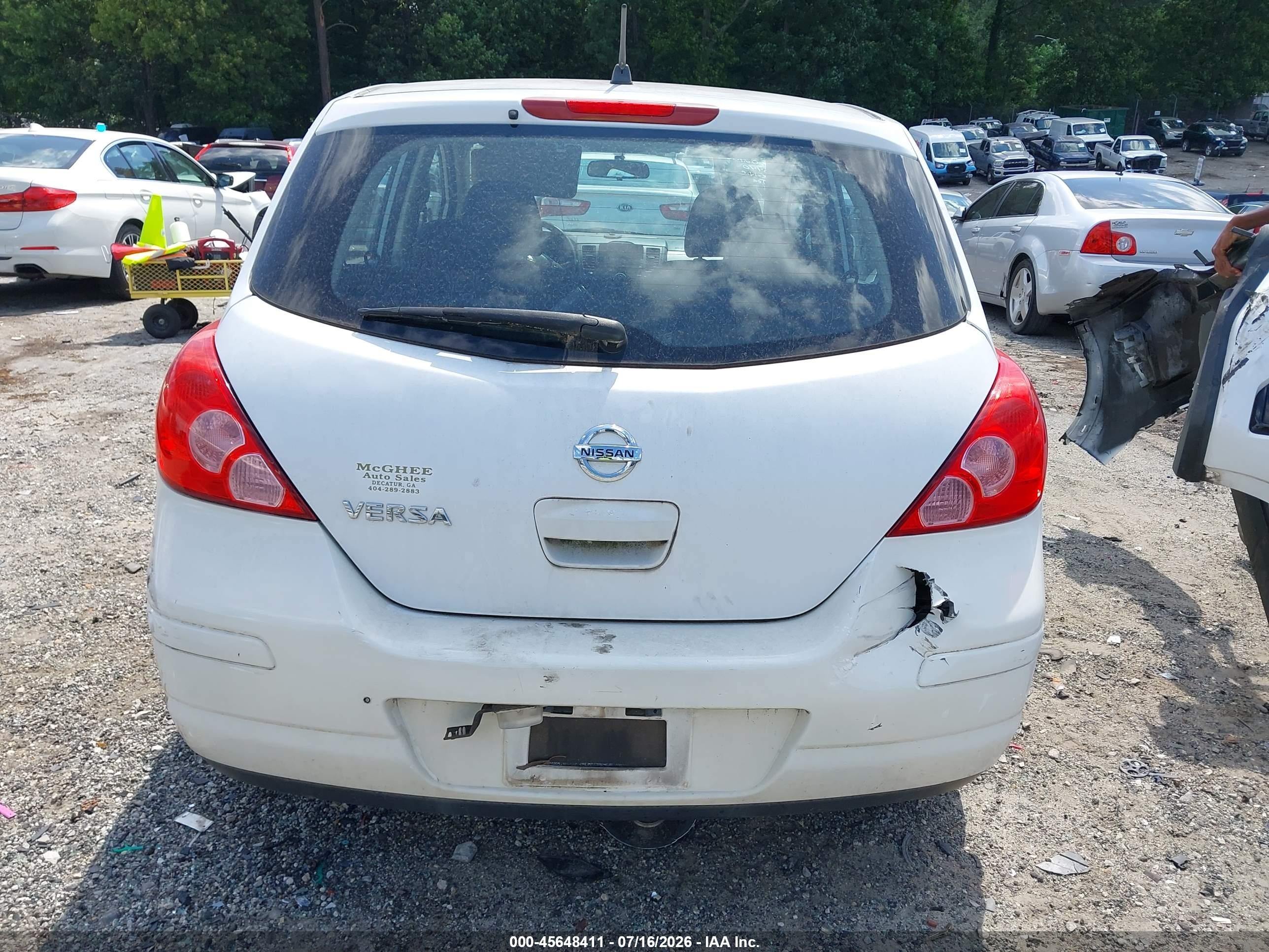 2010 Nissan Versa 1.8s White vin: 3N1BC1CP1AL413440